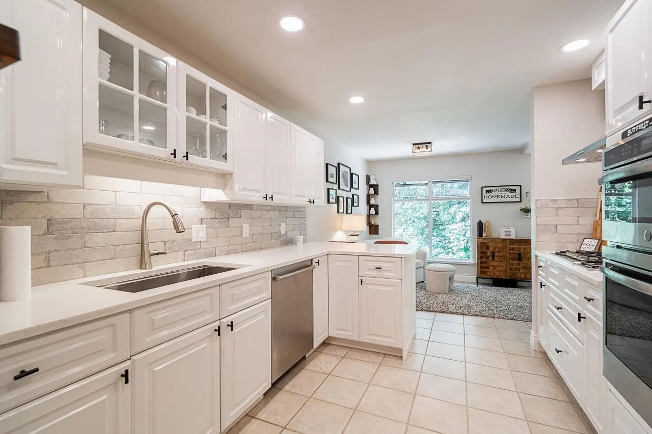 1158 Strathaven Drive
