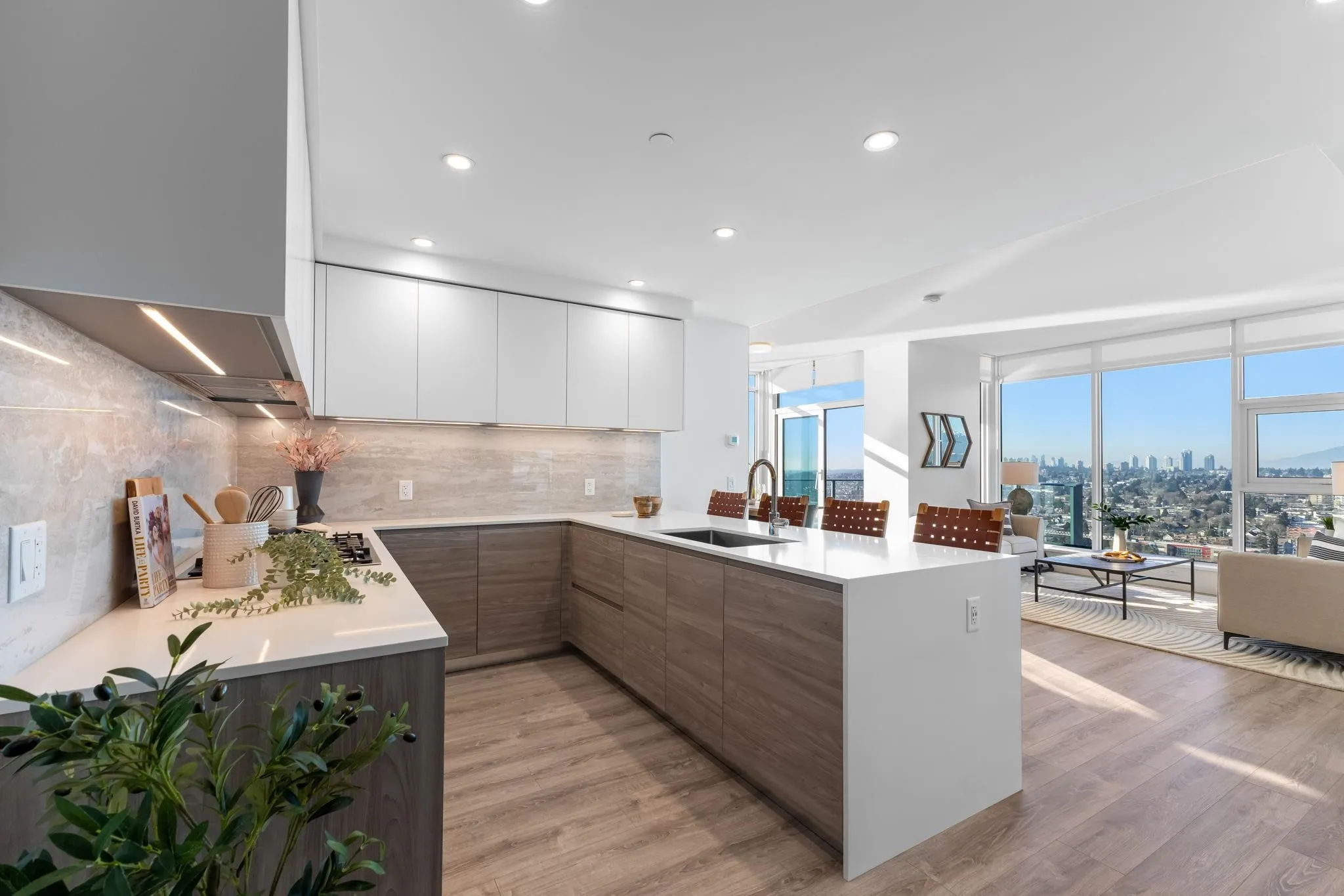3903 680 Quayside Drive