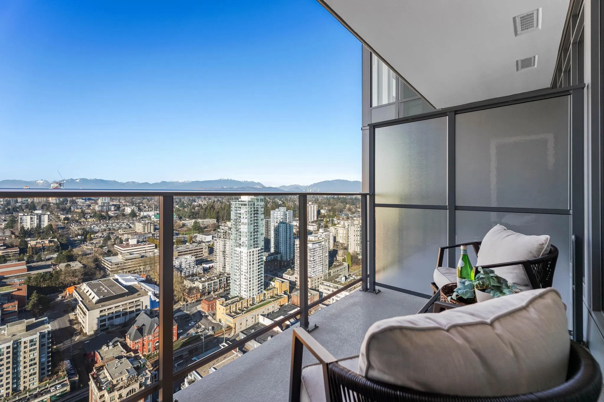 3903 680 Quayside Drive