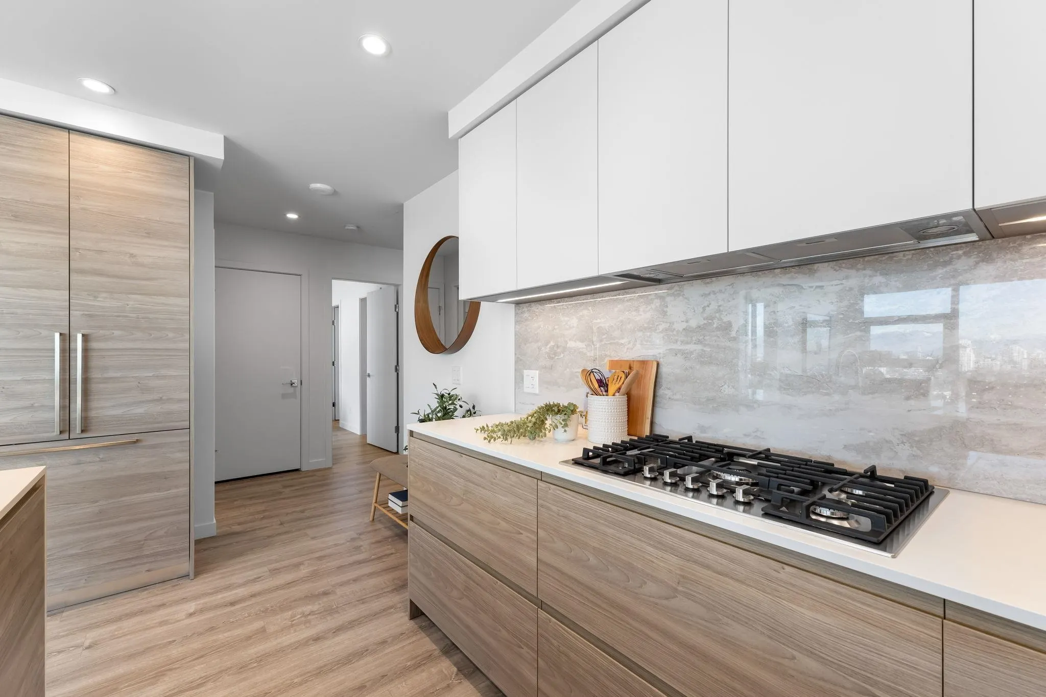 3903 680 Quayside Drive
