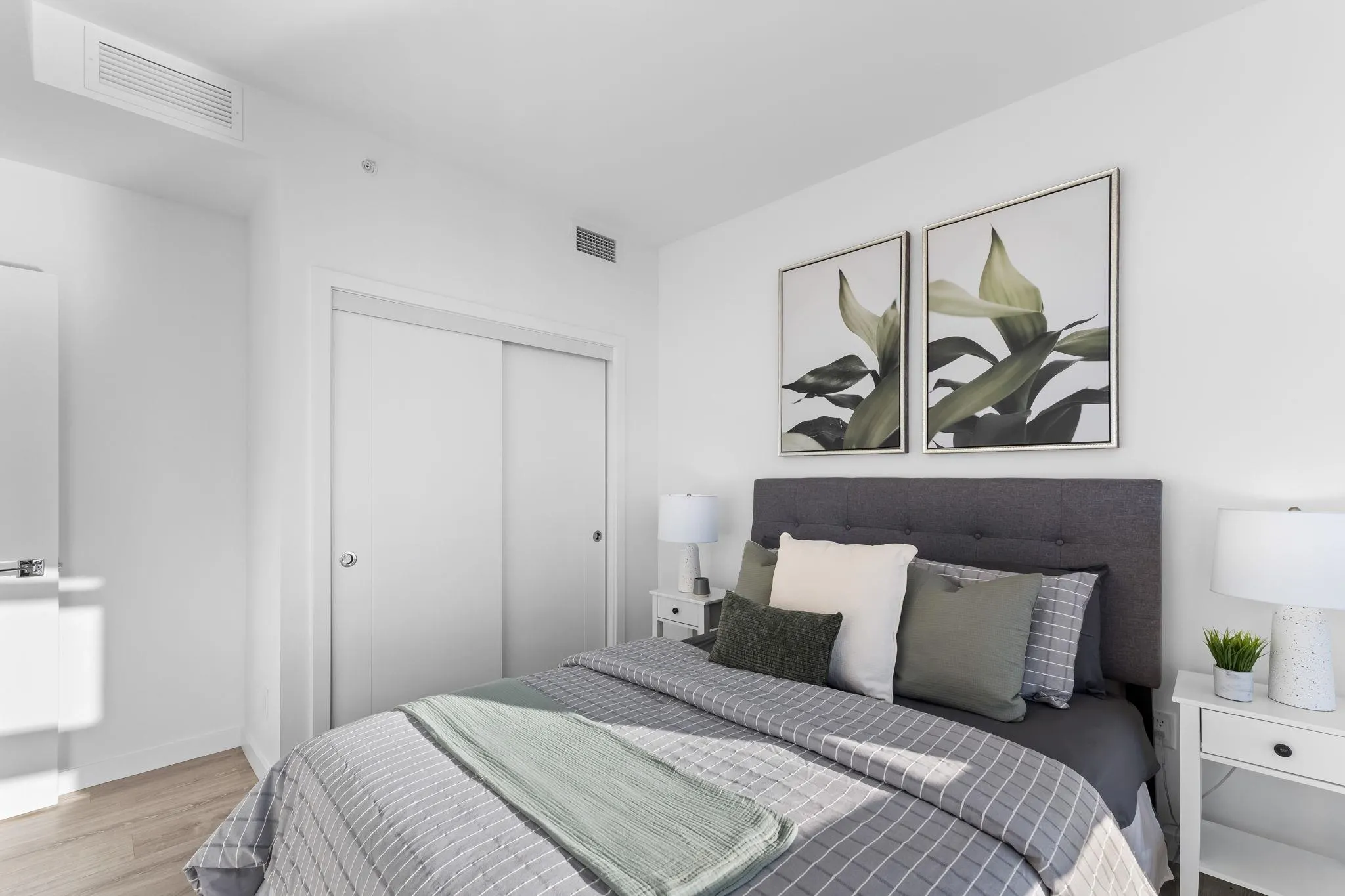 3903 680 Quayside Drive