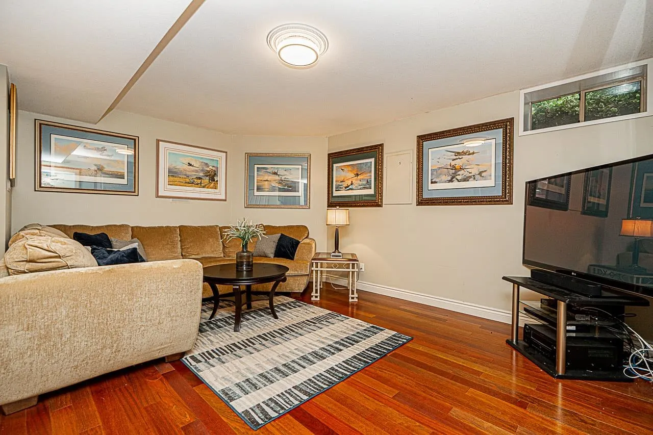 10874 Cherry Lane