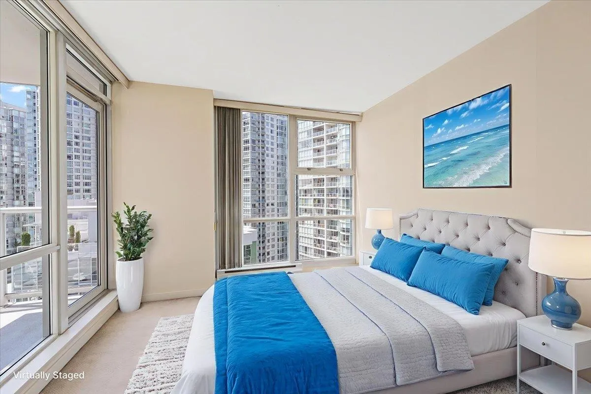 1903 1077 Marinaside Crescent