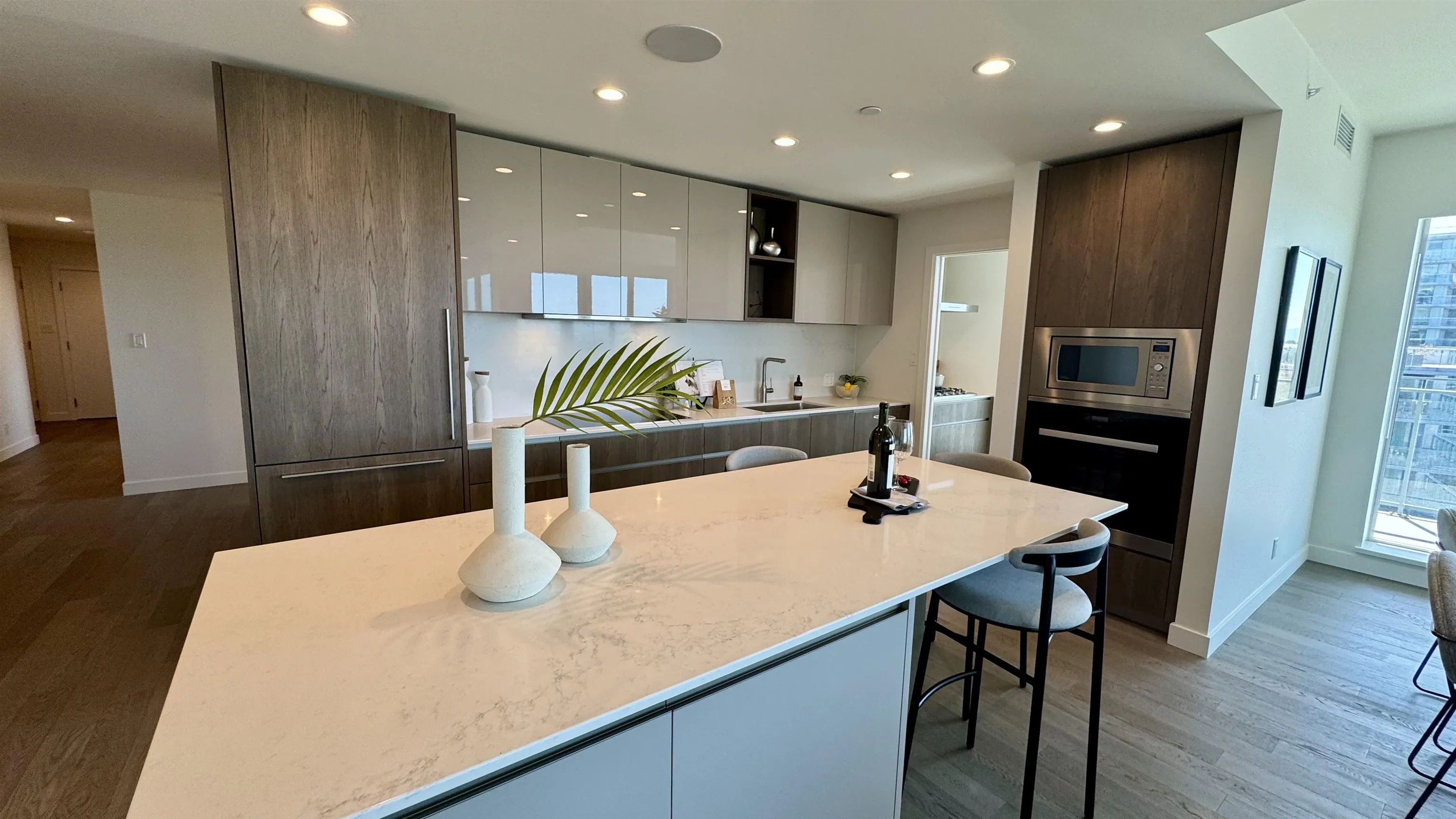 701 6833 Pearson Way