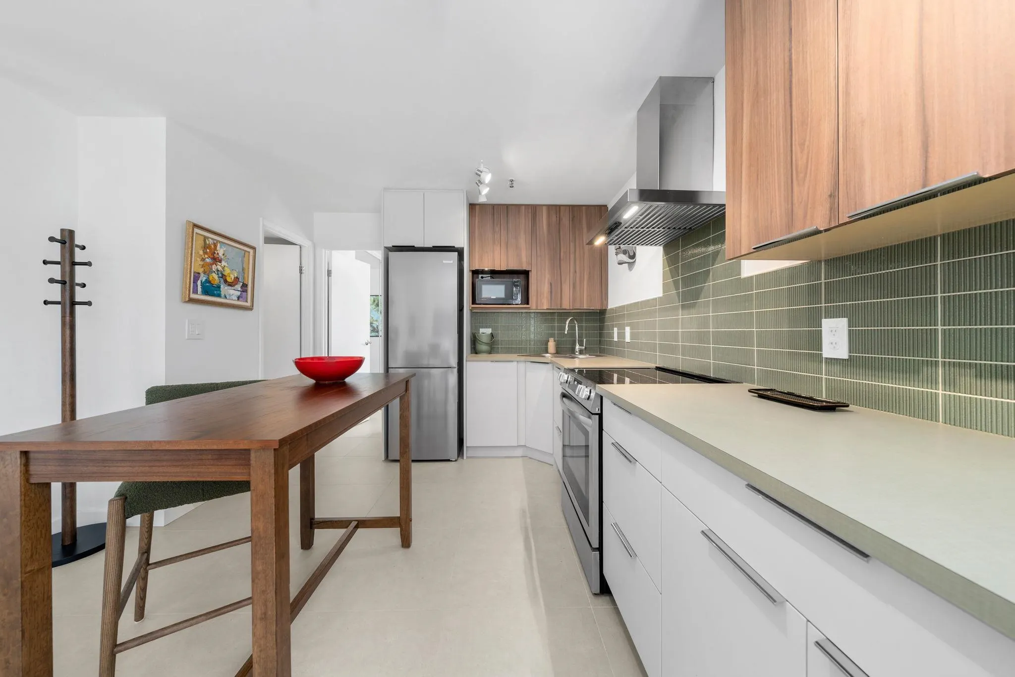 101A 460 14th Street