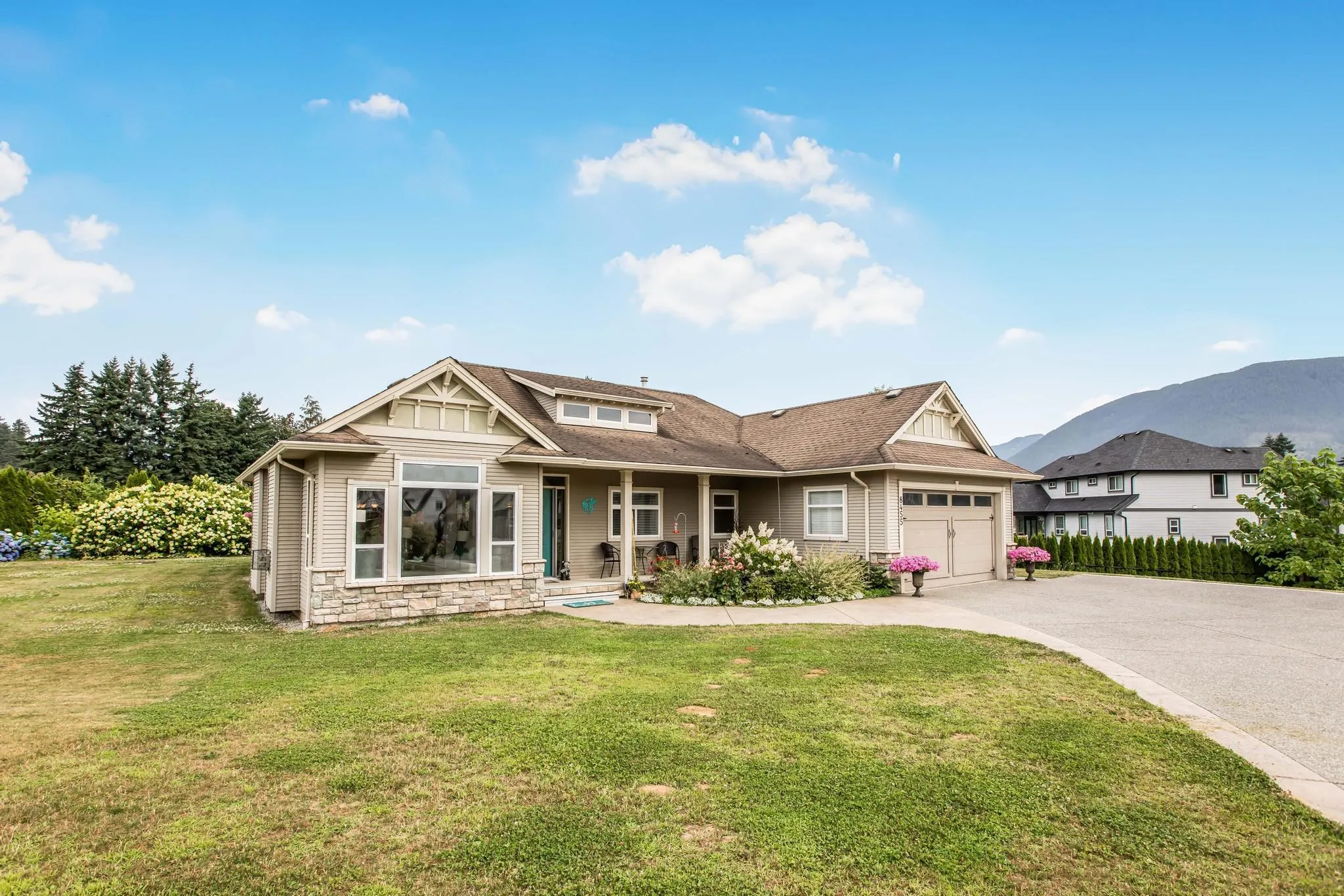 8455 Jack Crescent