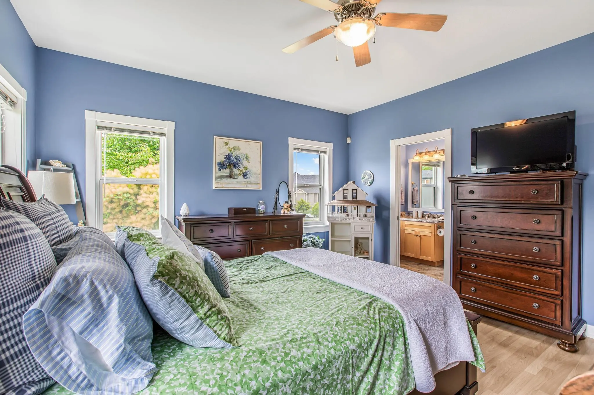 8455 Jack Crescent