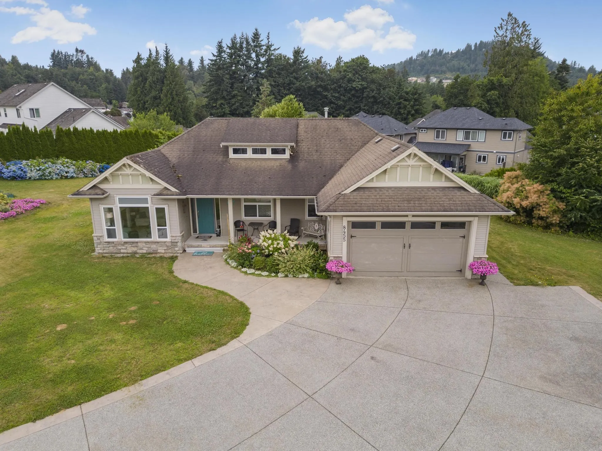 8455 Jack Crescent