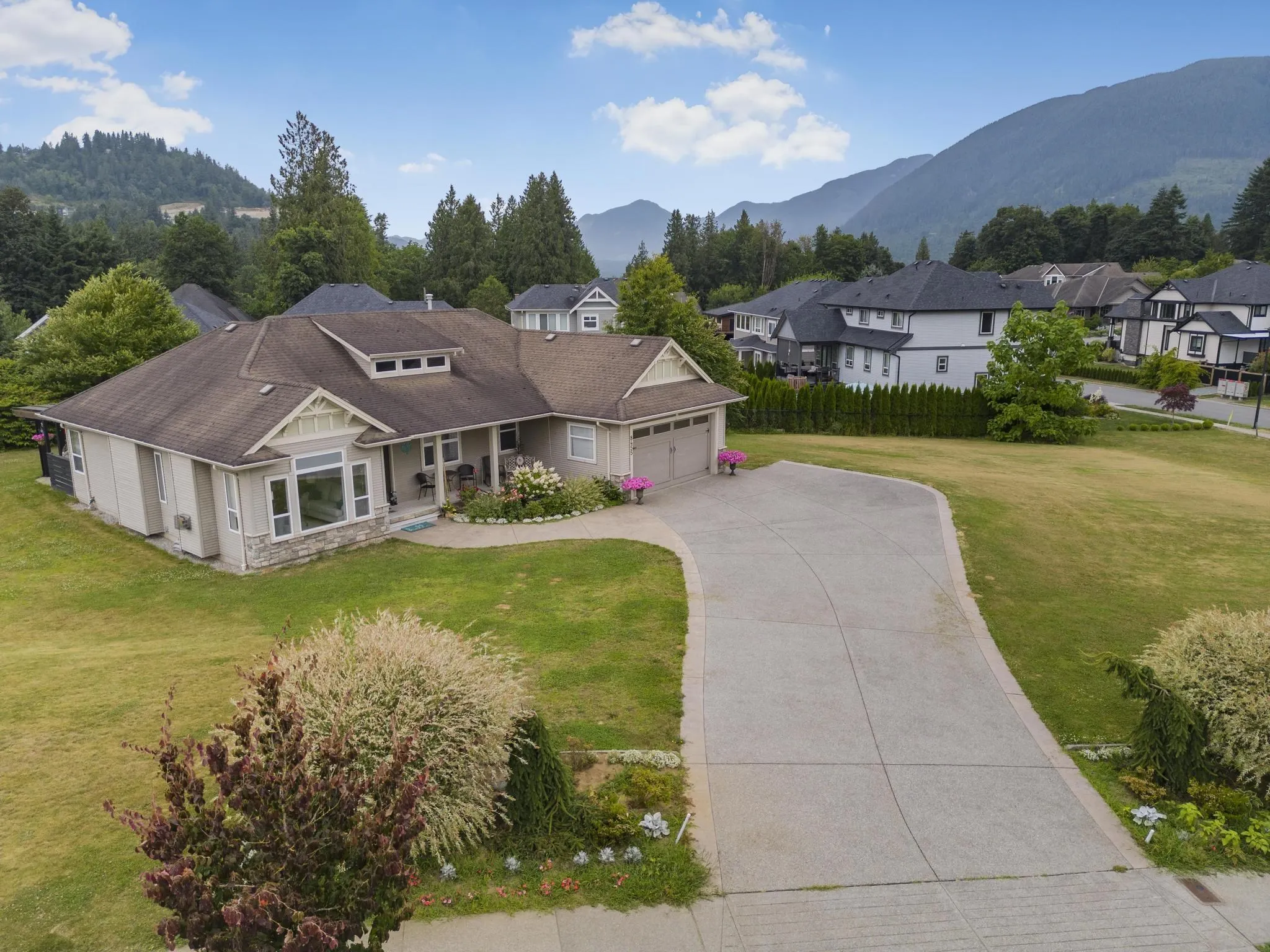 8455 Jack Crescent