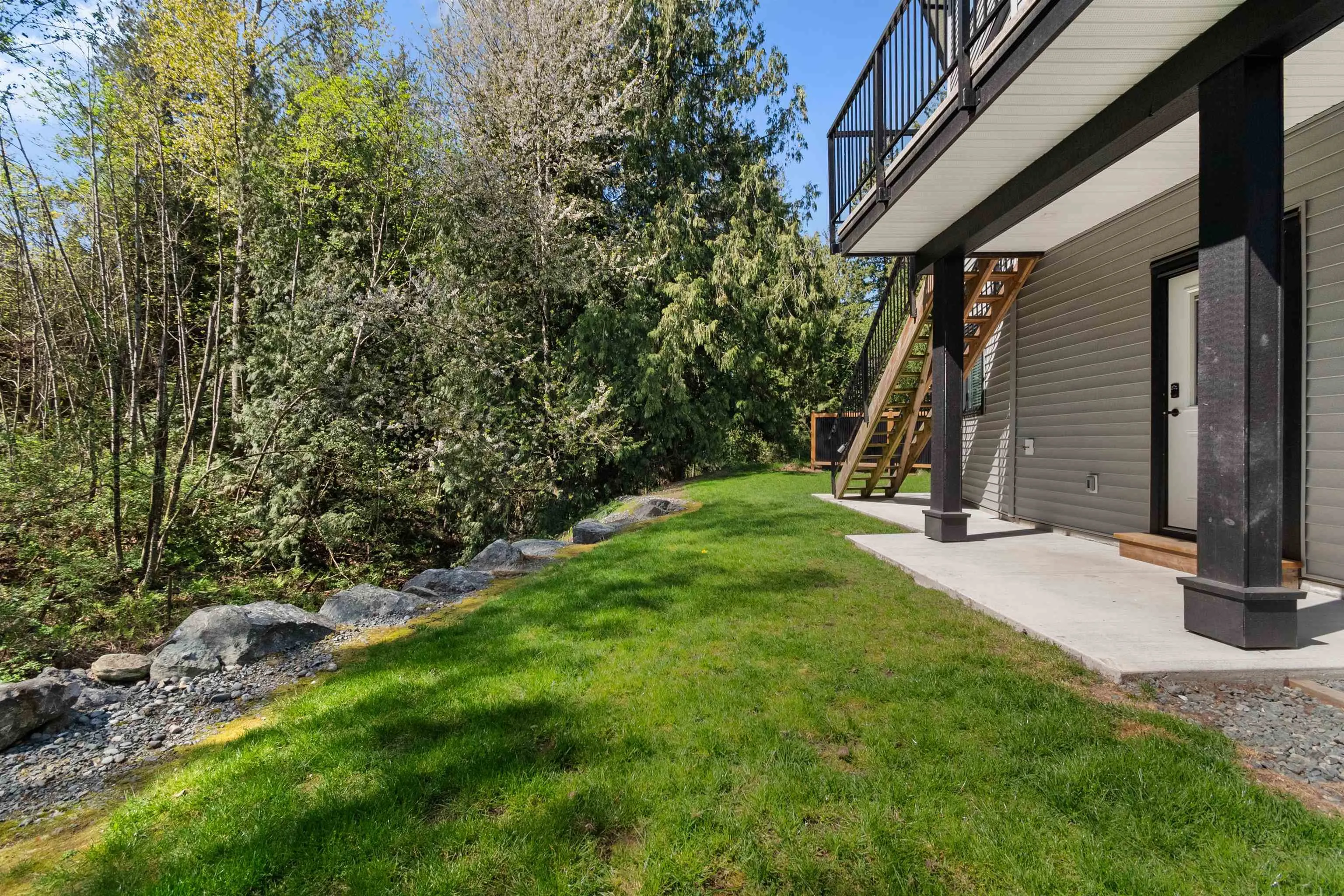 4 46379 Uplands Road
