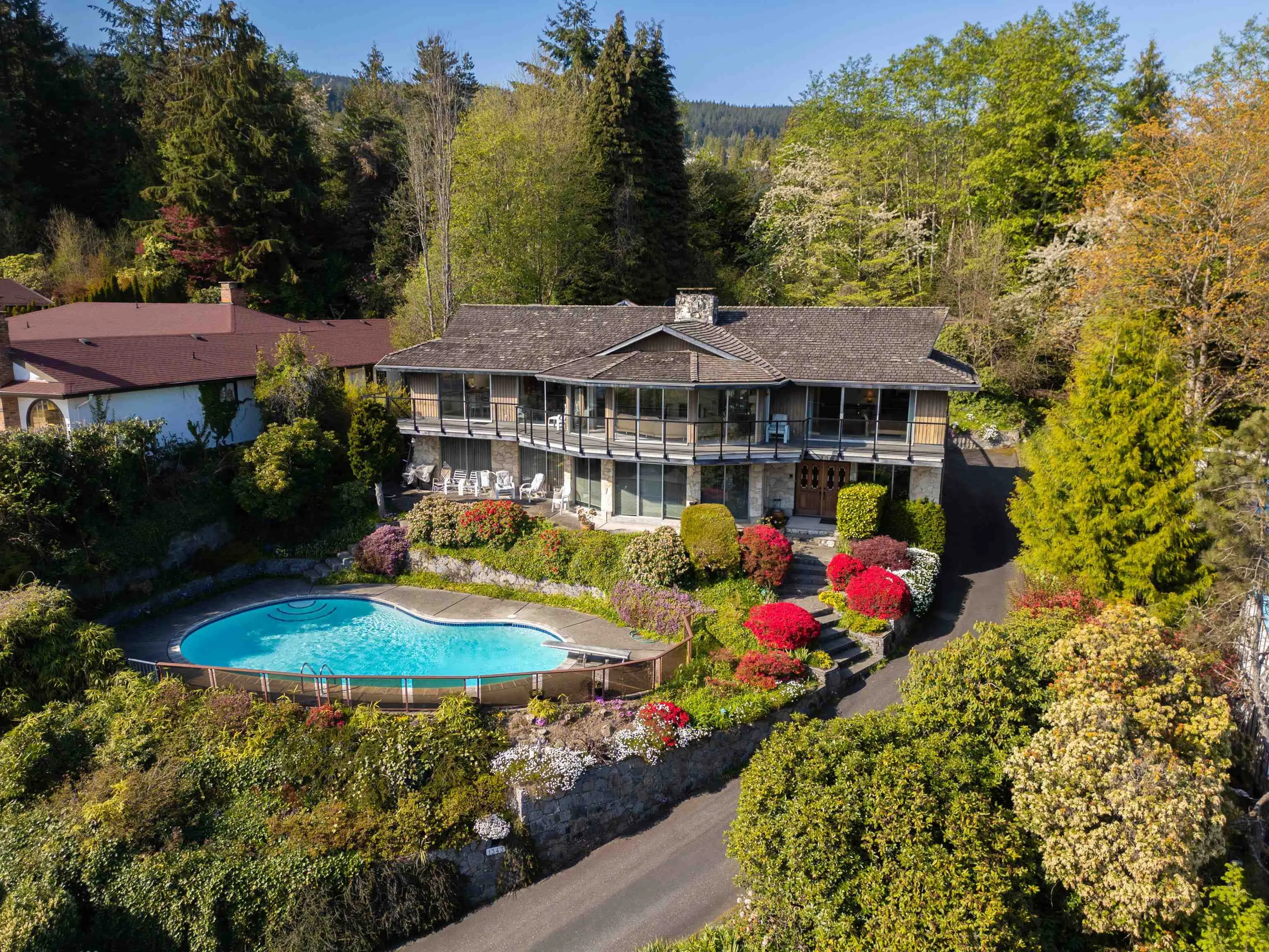 1343 Tyrol Road