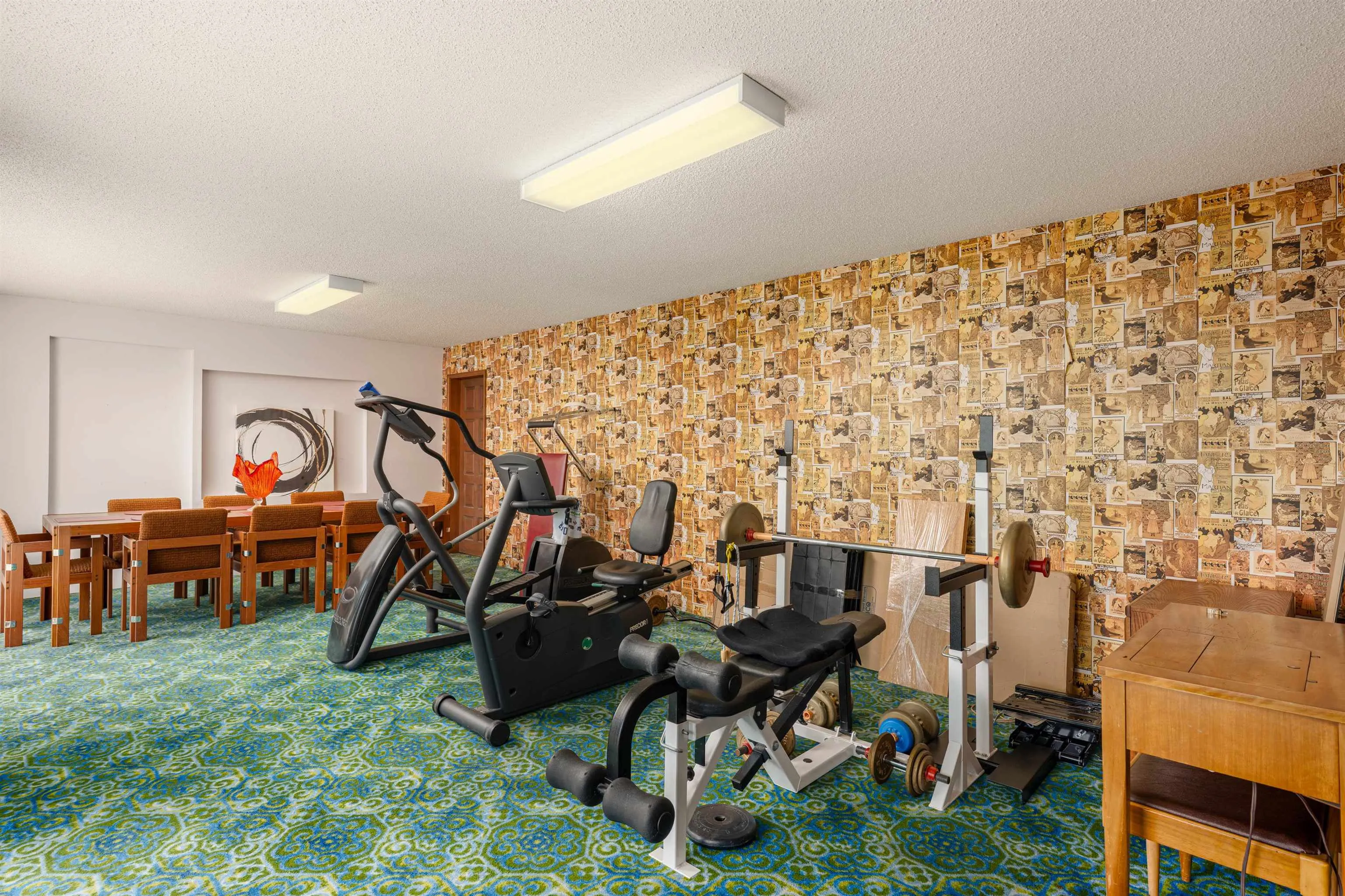 1343 Tyrol Road
