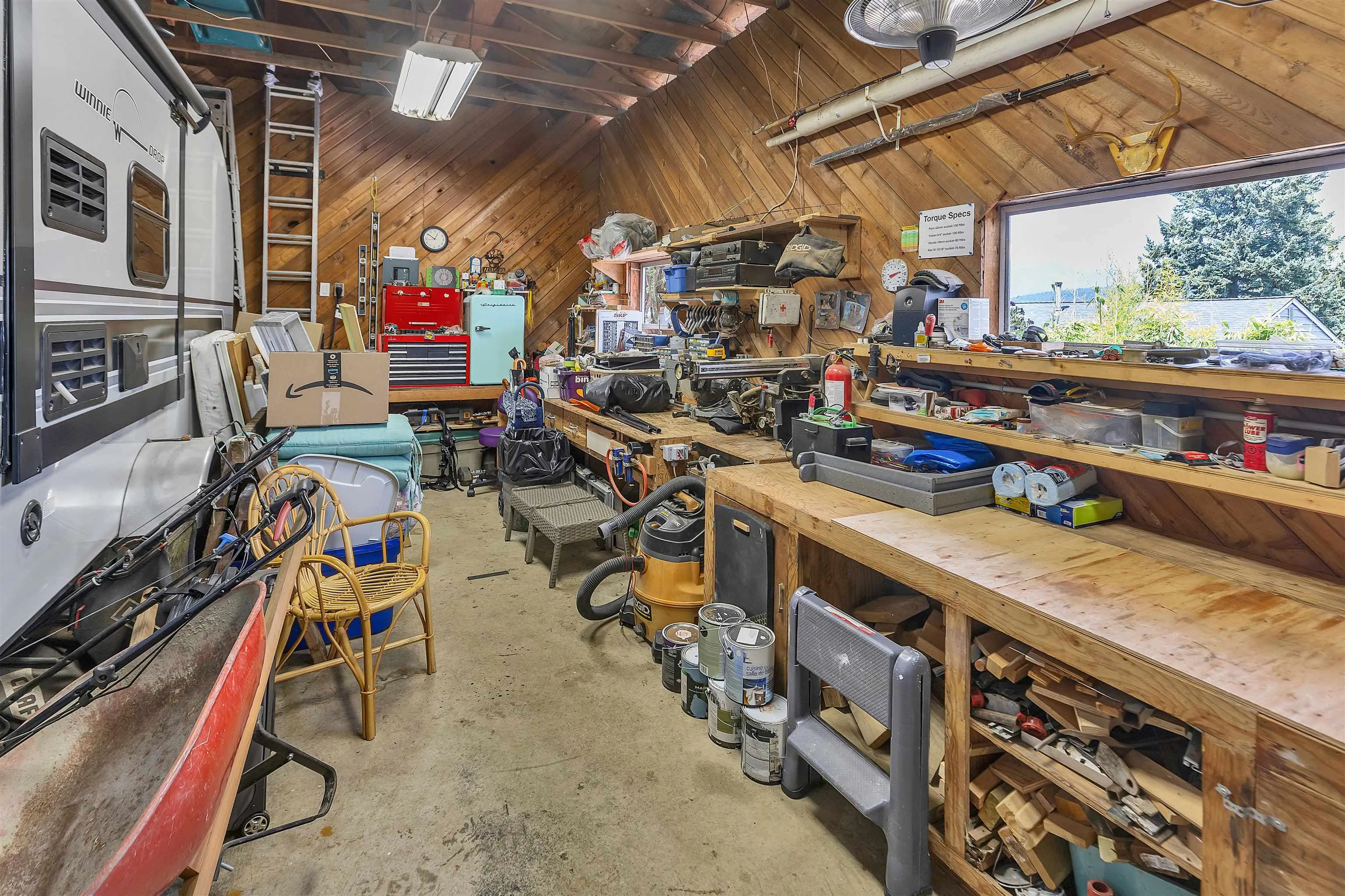 3321 Viewmount Drive