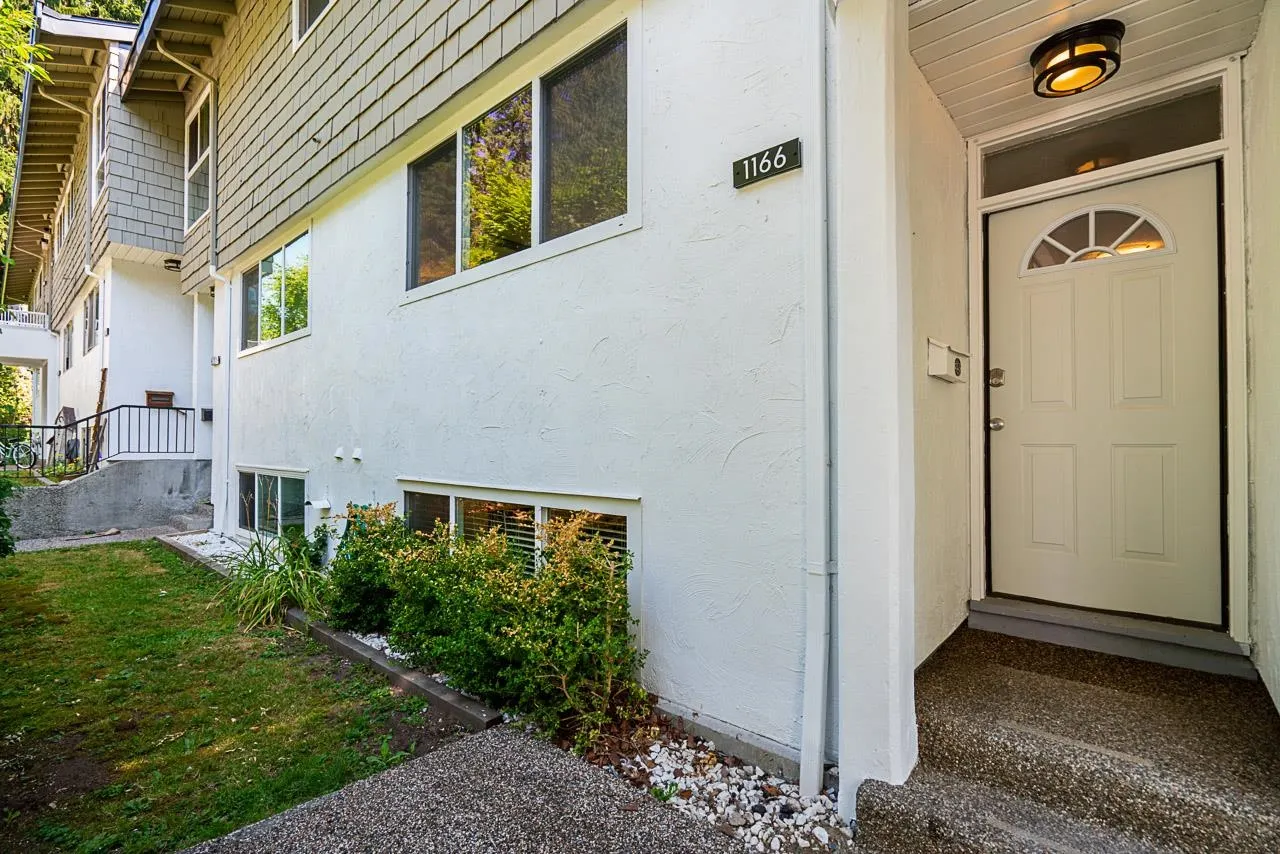 1166 Chateau Place