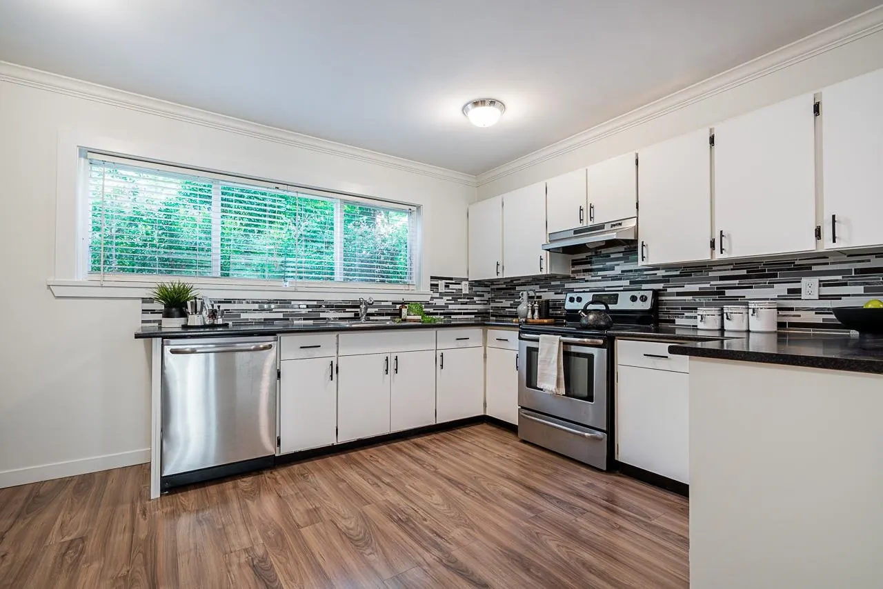 1166 Chateau Place