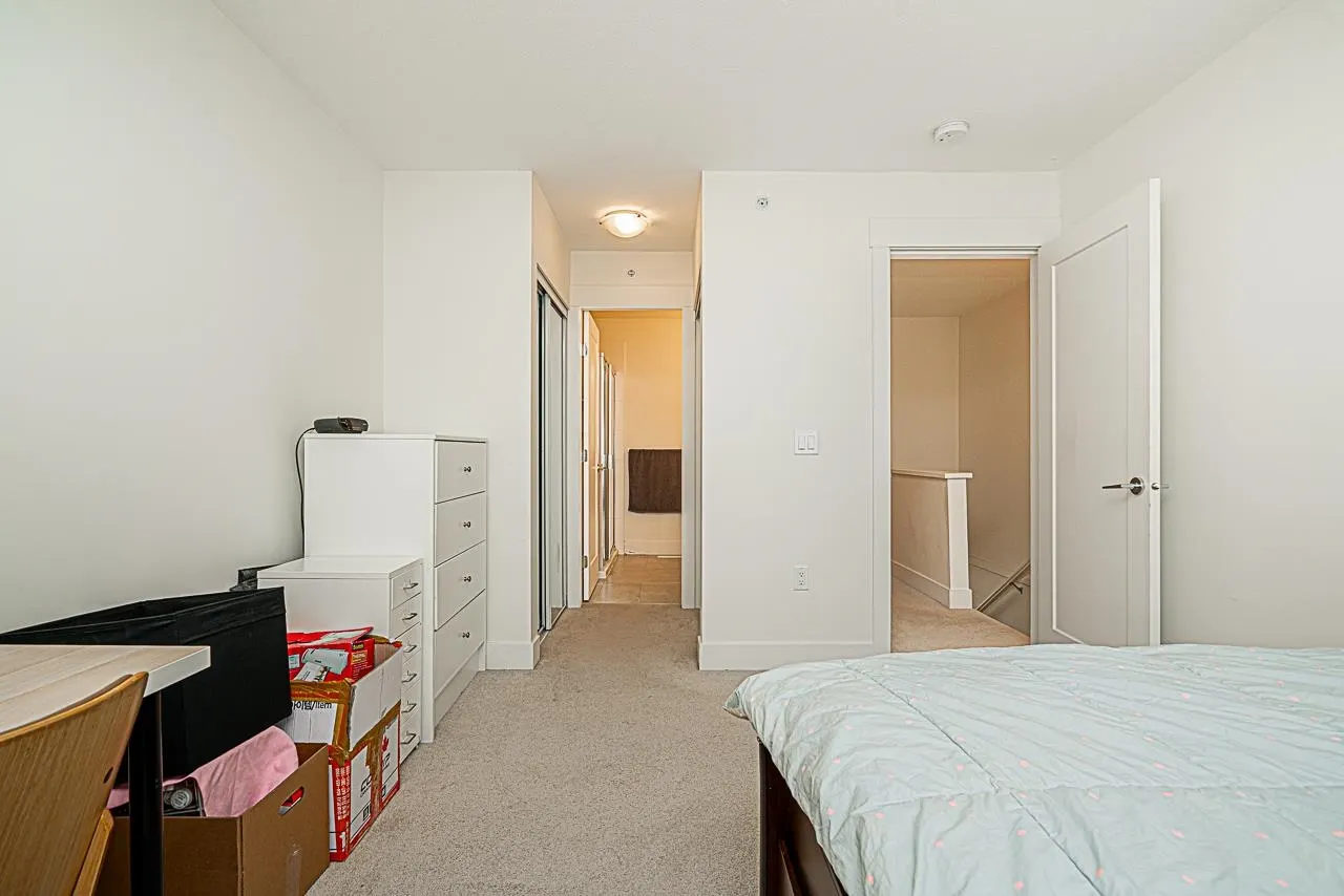 72 8570 204 Street