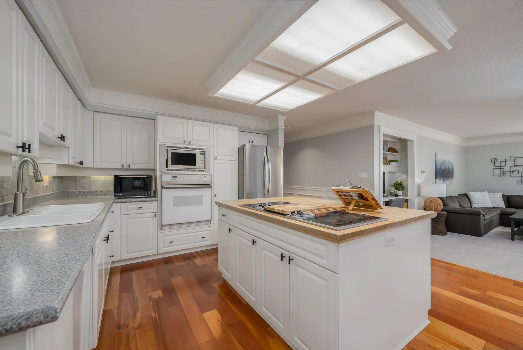 45 Parkgrove Crescent