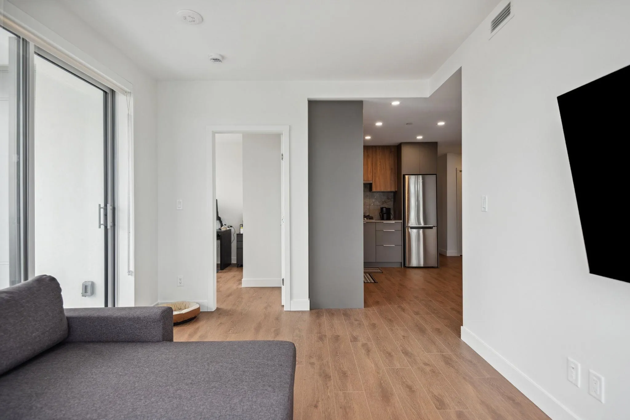 1709 13387 Old Yale Road