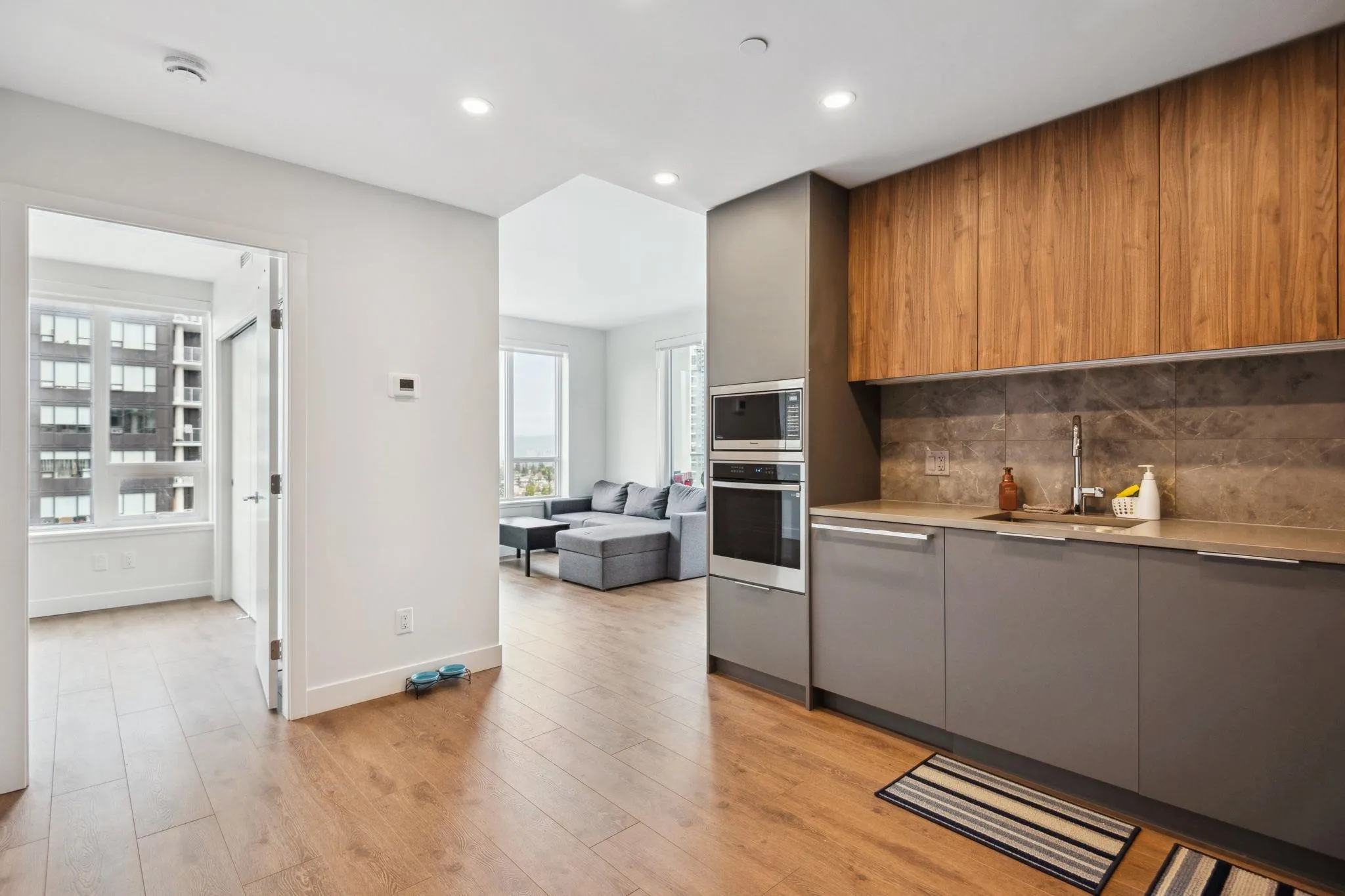 1709 13387 Old Yale Road