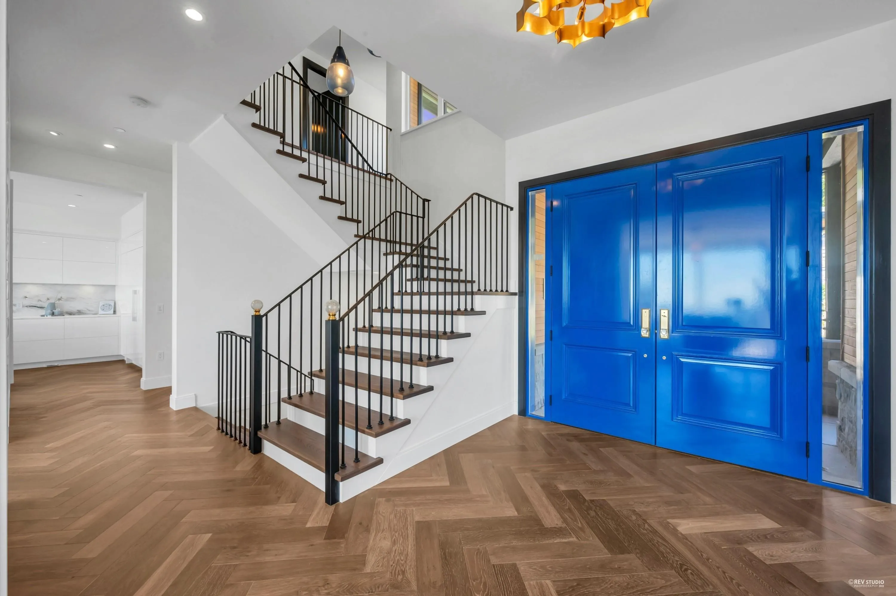 2121 Union Court