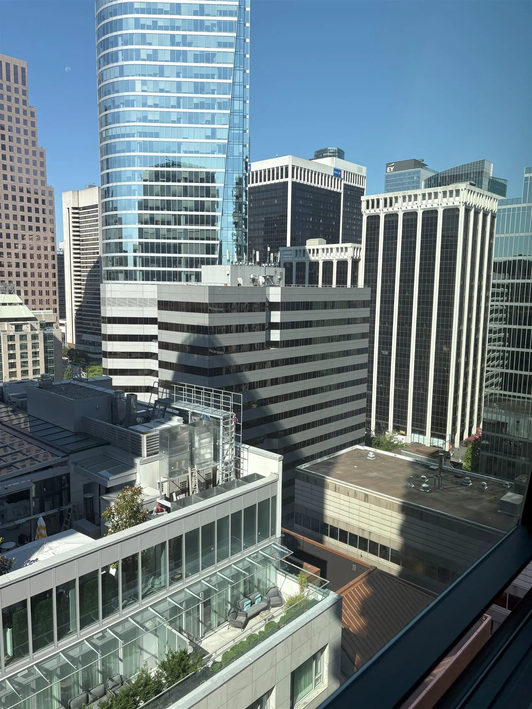 1806 838 W Hastings Street