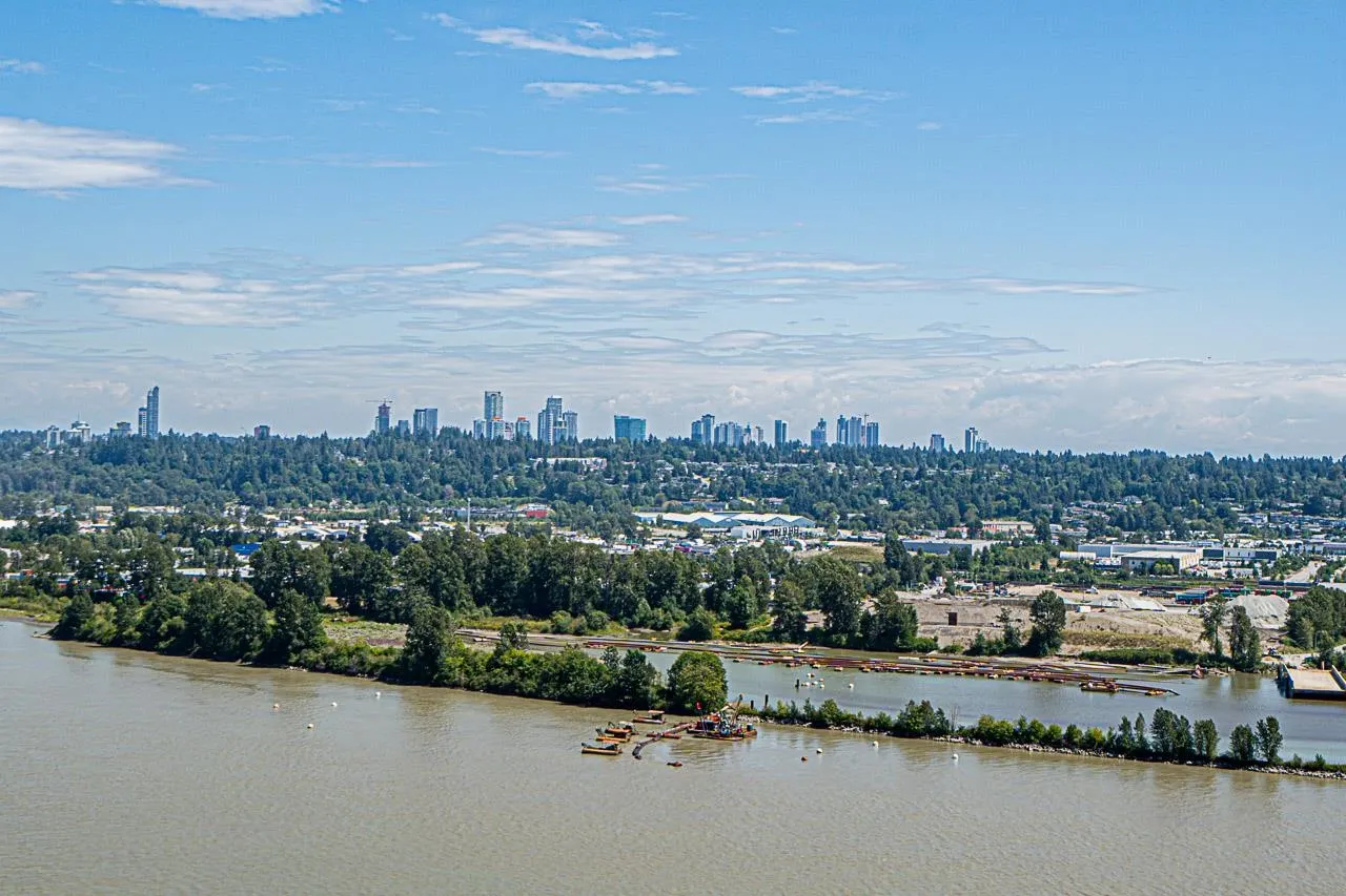 2712 908 Quayside Drive