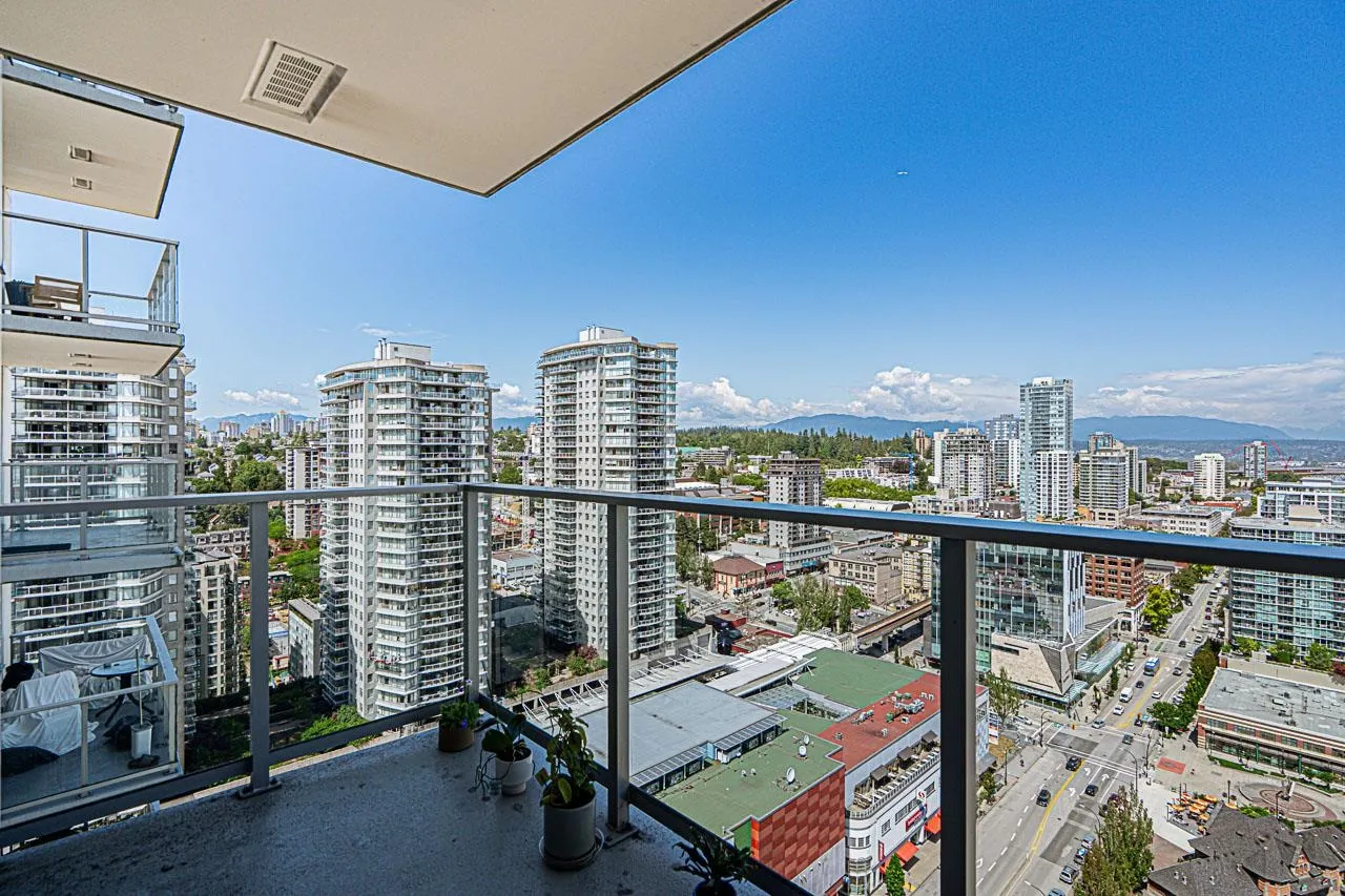2712 908 Quayside Drive