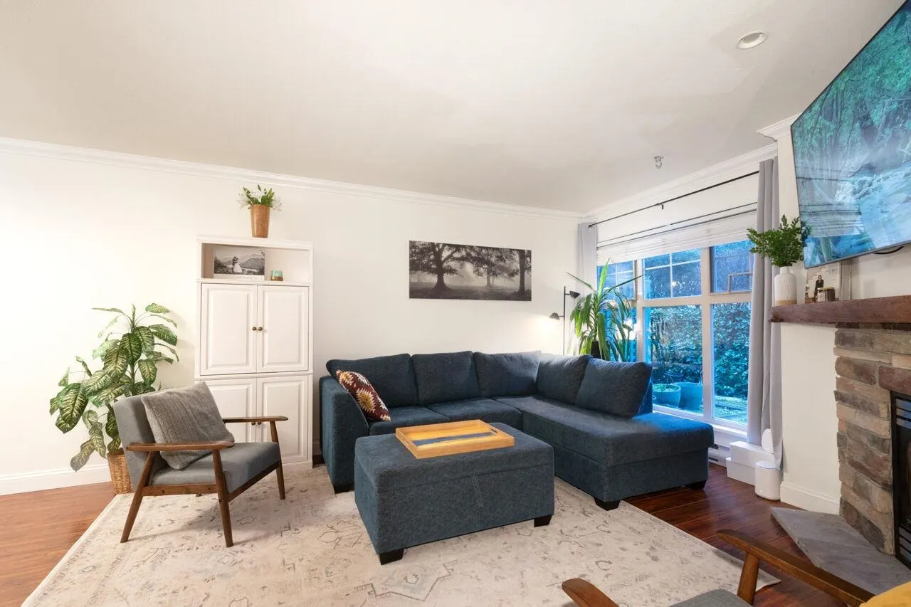 78 65 Foxwood Drive