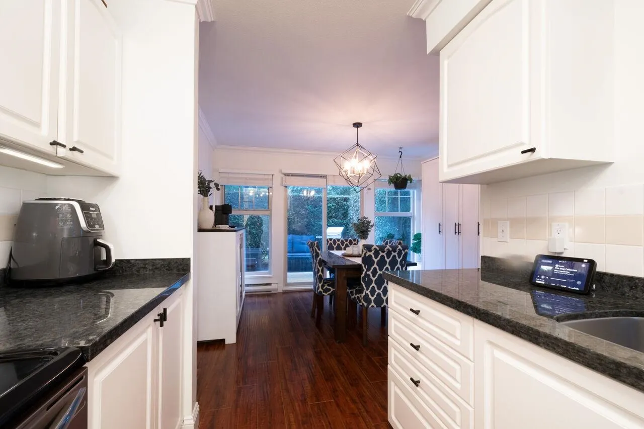 78 65 Foxwood Drive