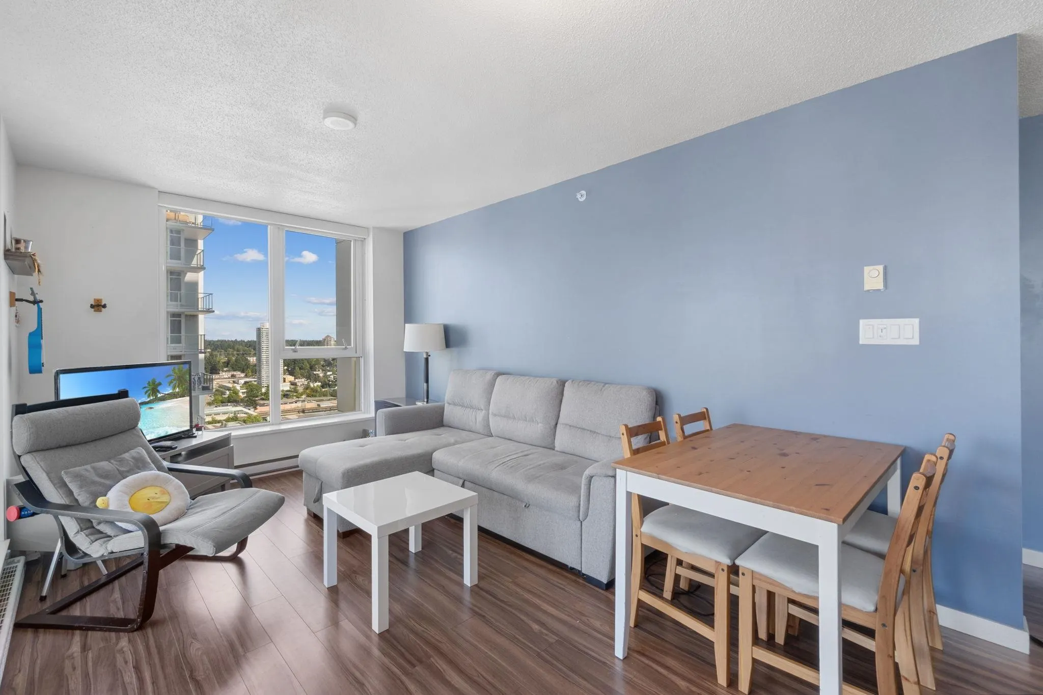 2606 13325 102a Avenue