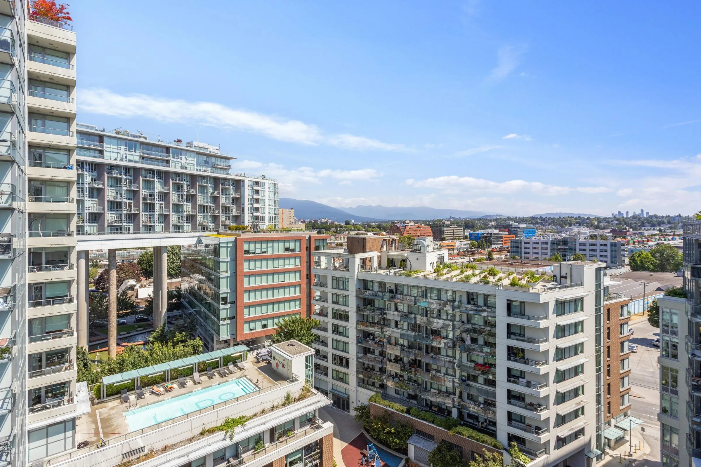 1502 111 E 1st Avenue