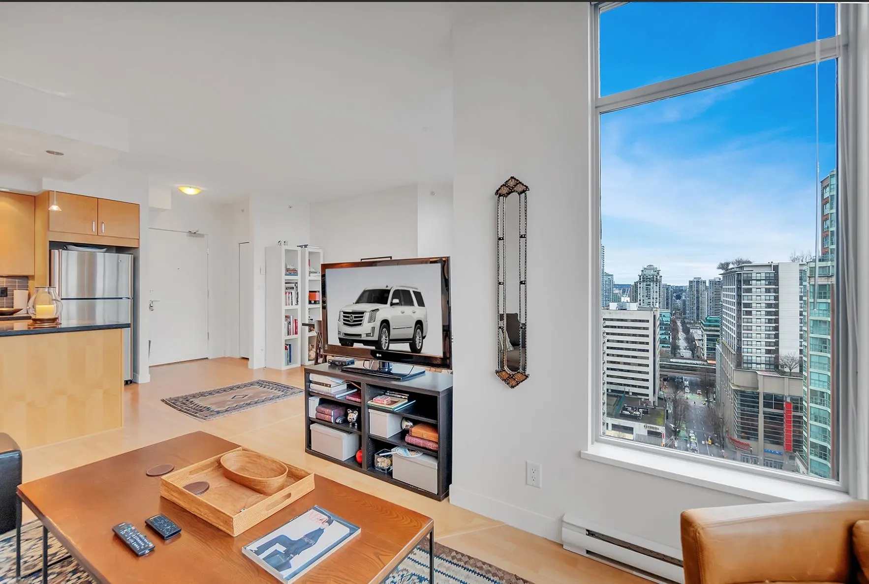 1907 1050 Smithe Street