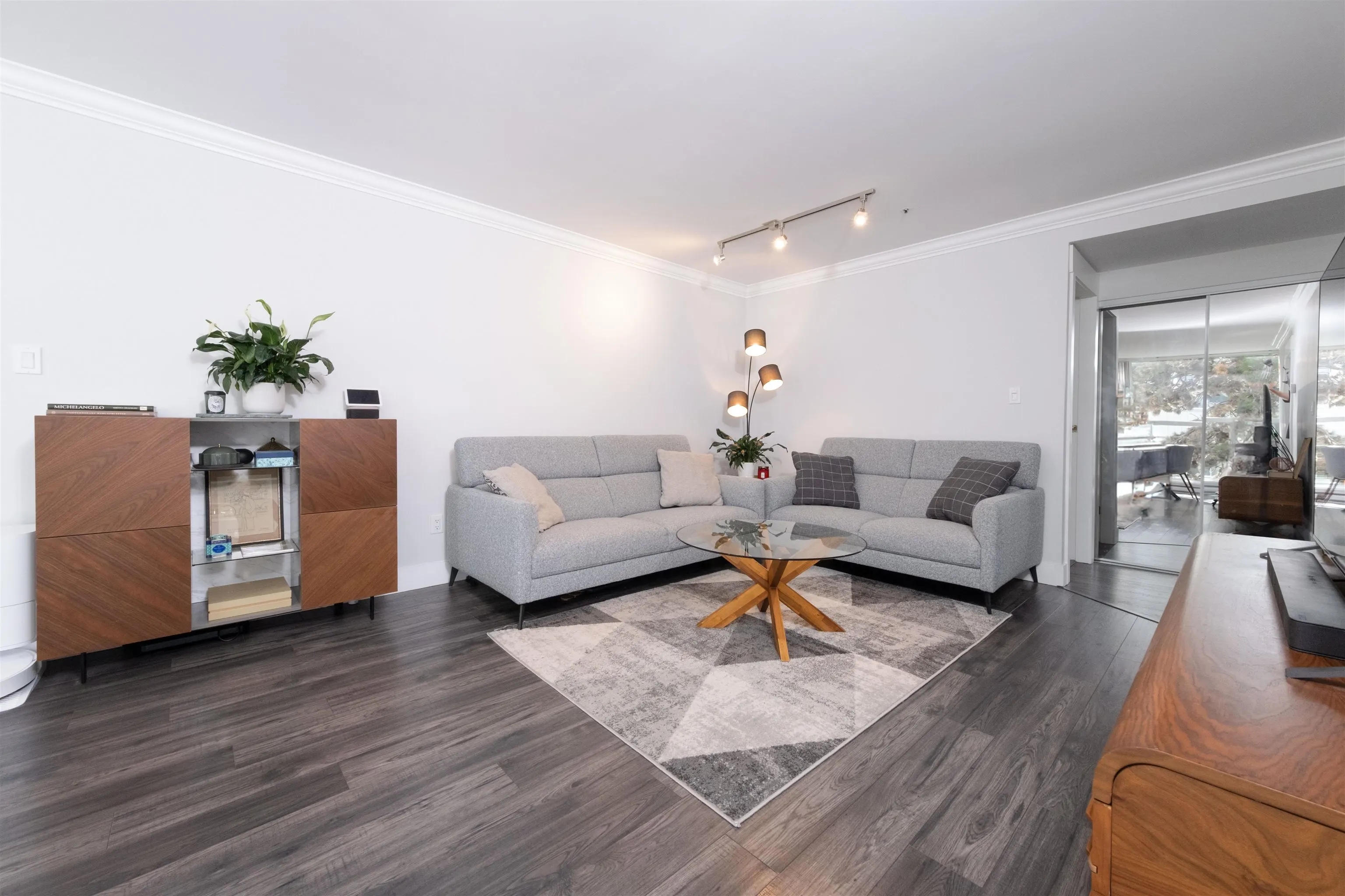304 7700 Gilbert Road