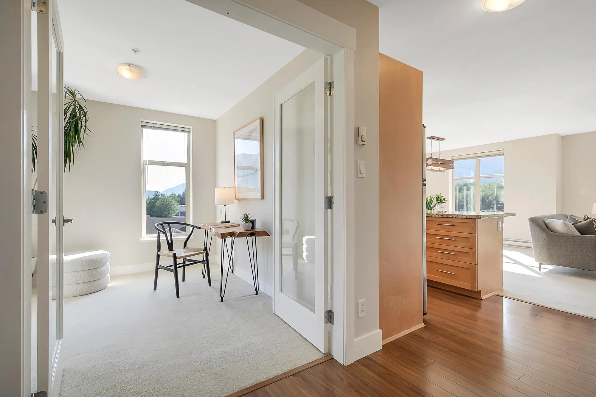 401 1211 Village Green Way