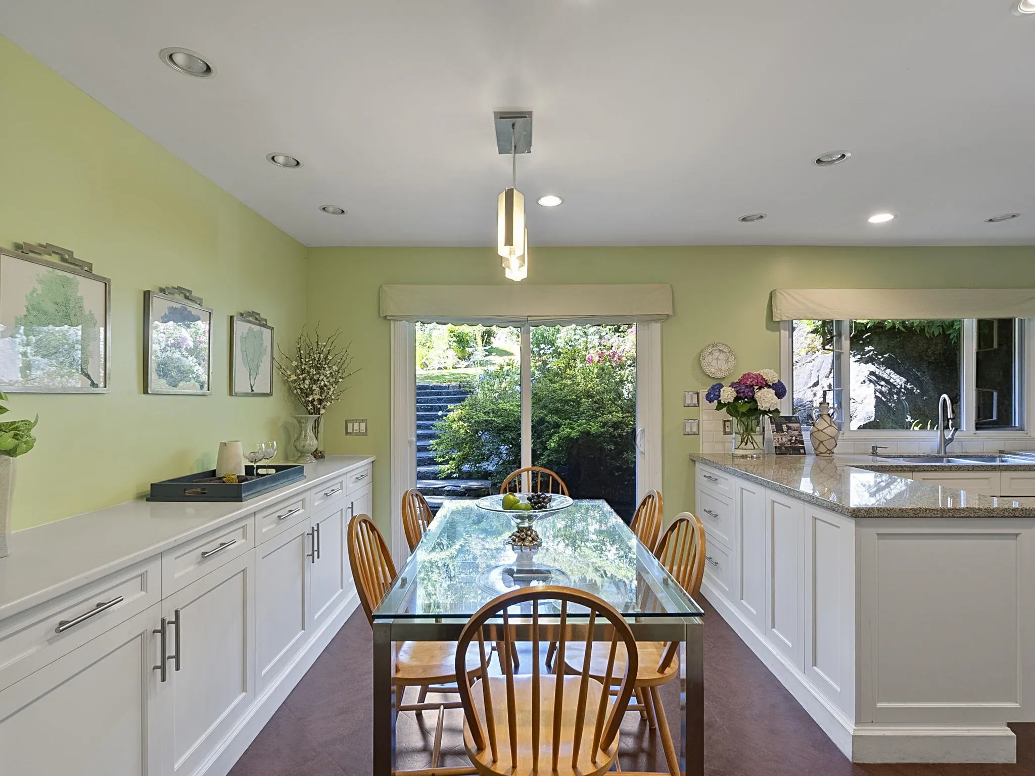 475 Southborough Drive