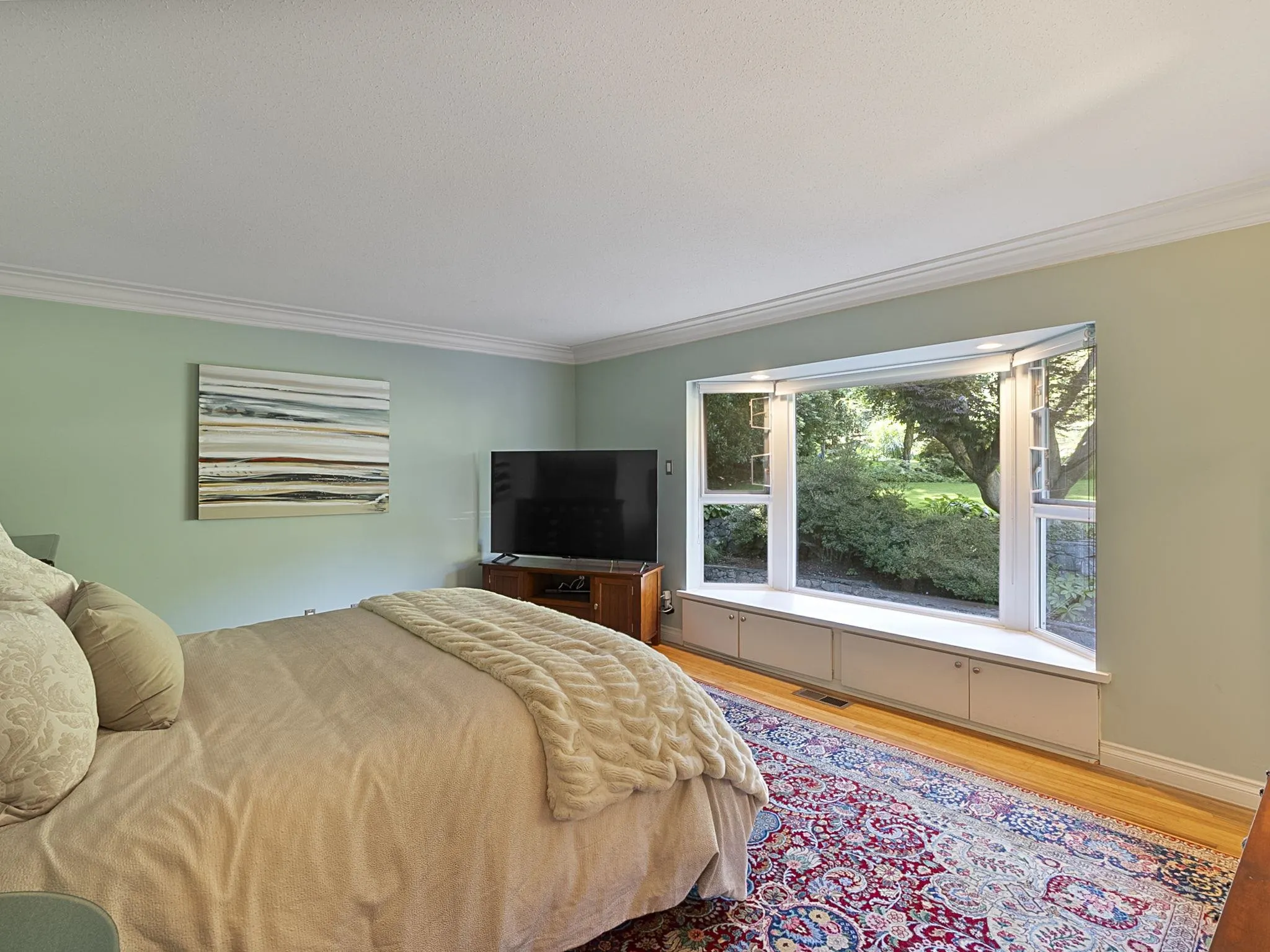 475 Southborough Drive