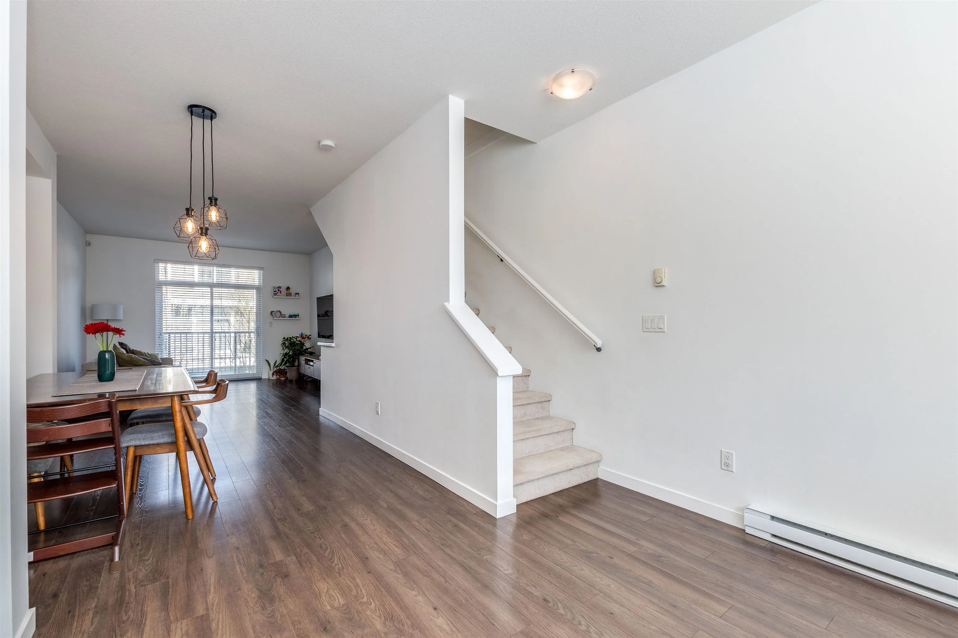 5 14955 60 Avenue