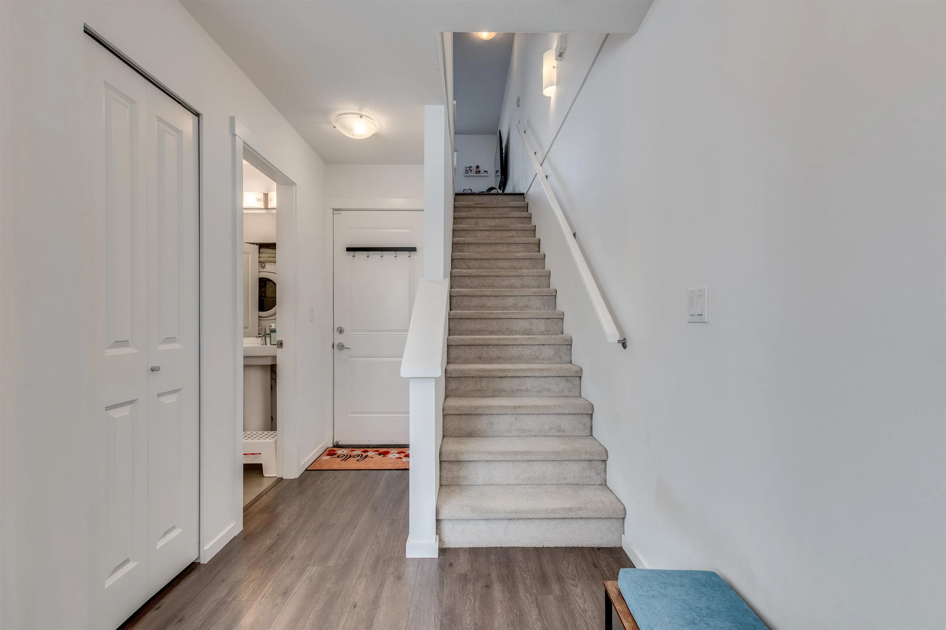 5 14955 60 Avenue
