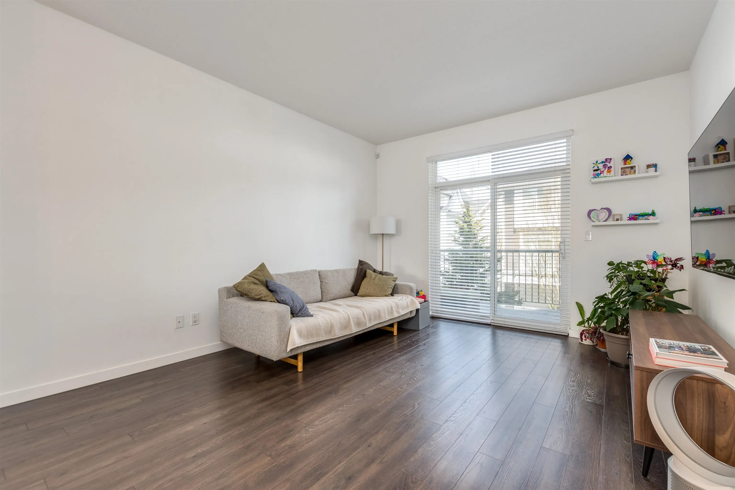 5 14955 60 Avenue