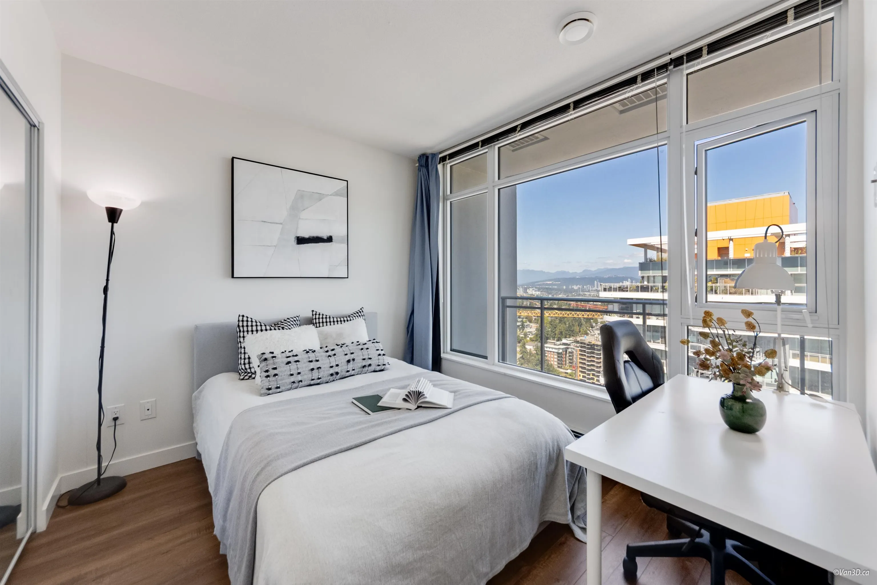2502 13308 Central Avenue