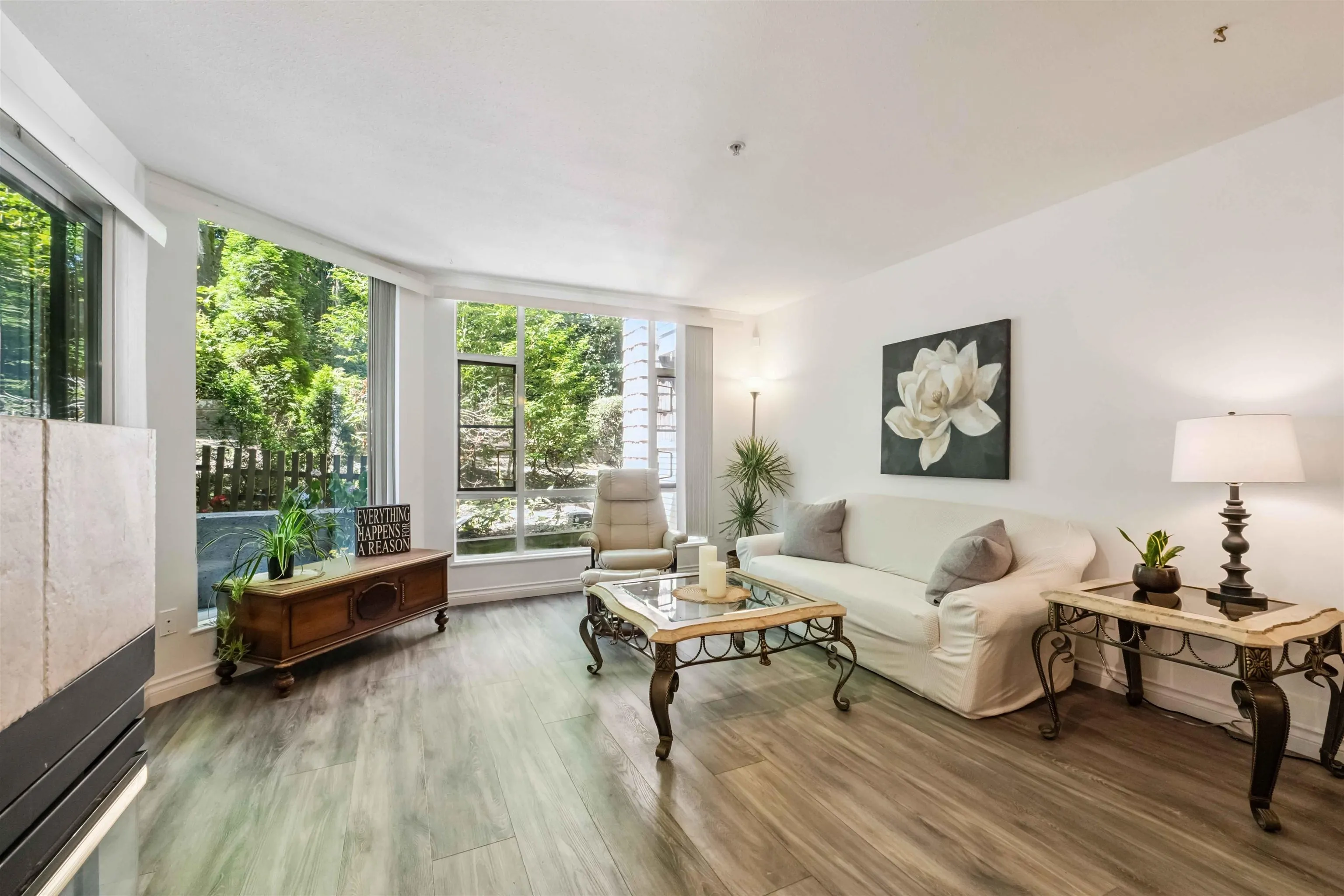 206 22233 River Road