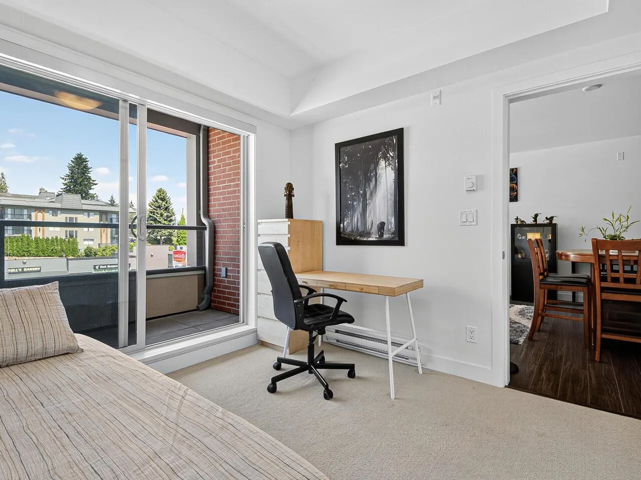 303 5688 Hastings Street