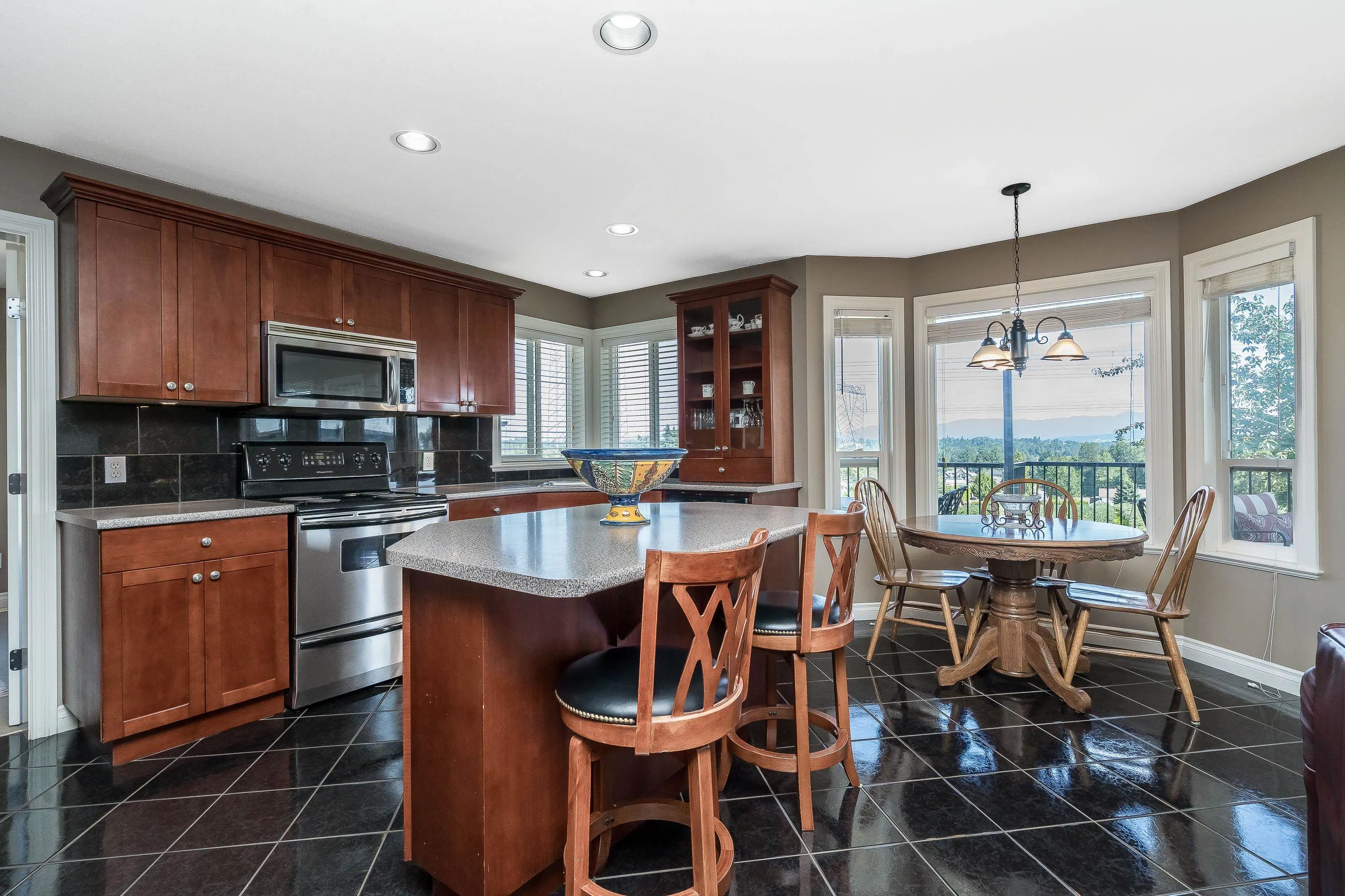 30539 Northridge Way