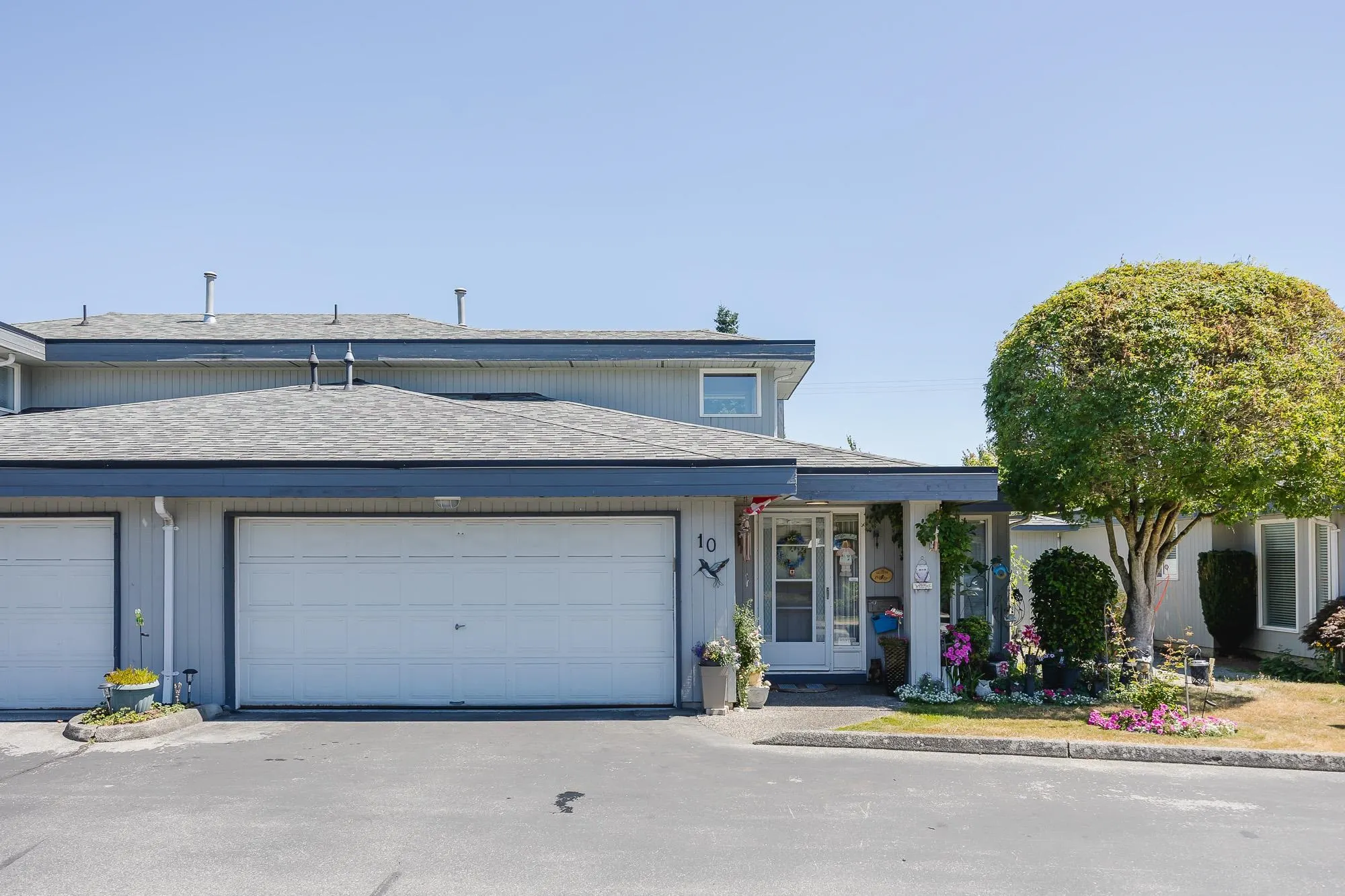 10 16180 86 Avenue