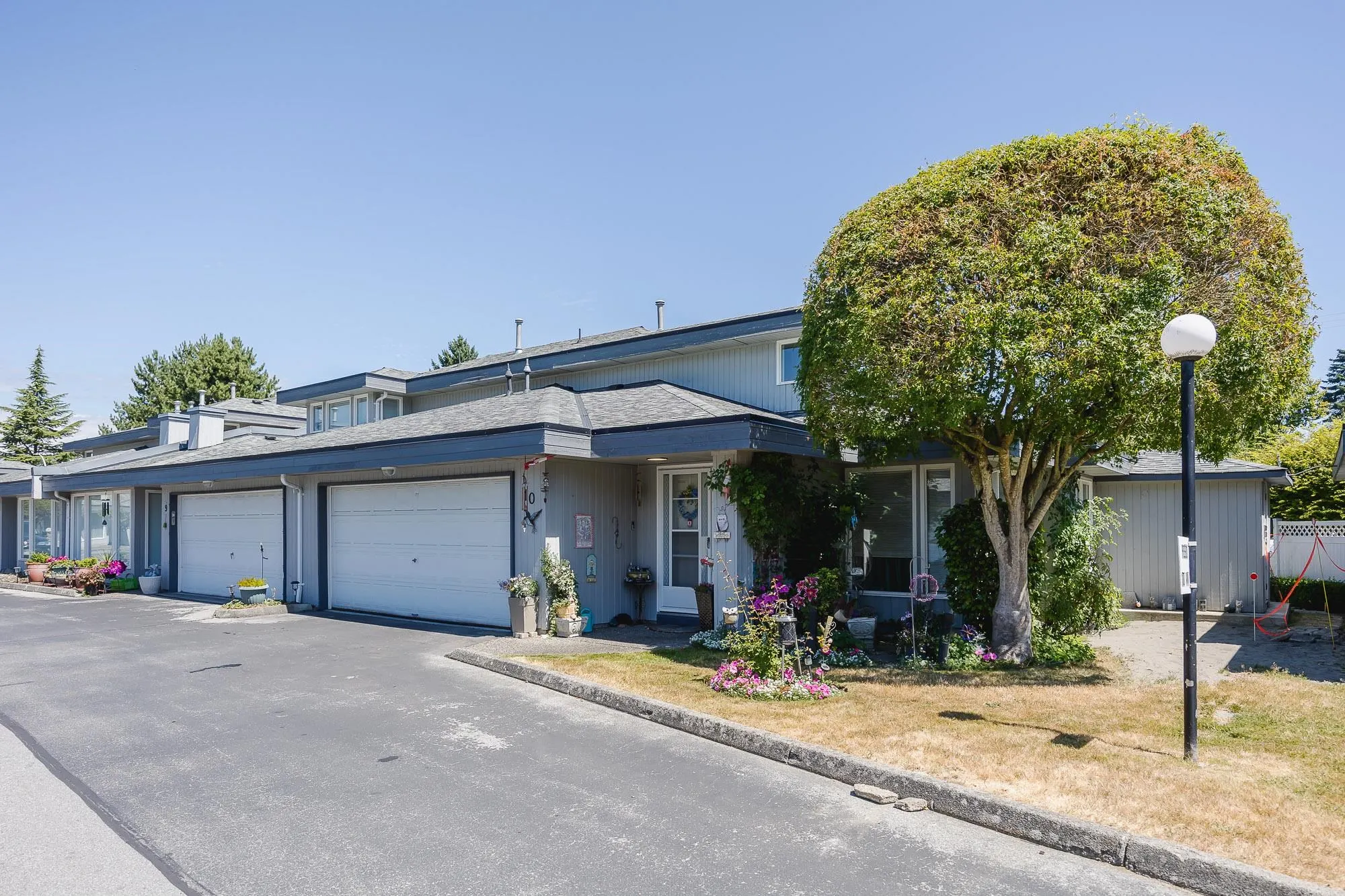 10 16180 86 Avenue