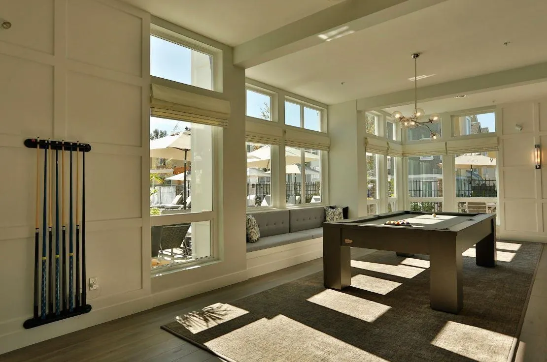 43 5311 Admiral Way