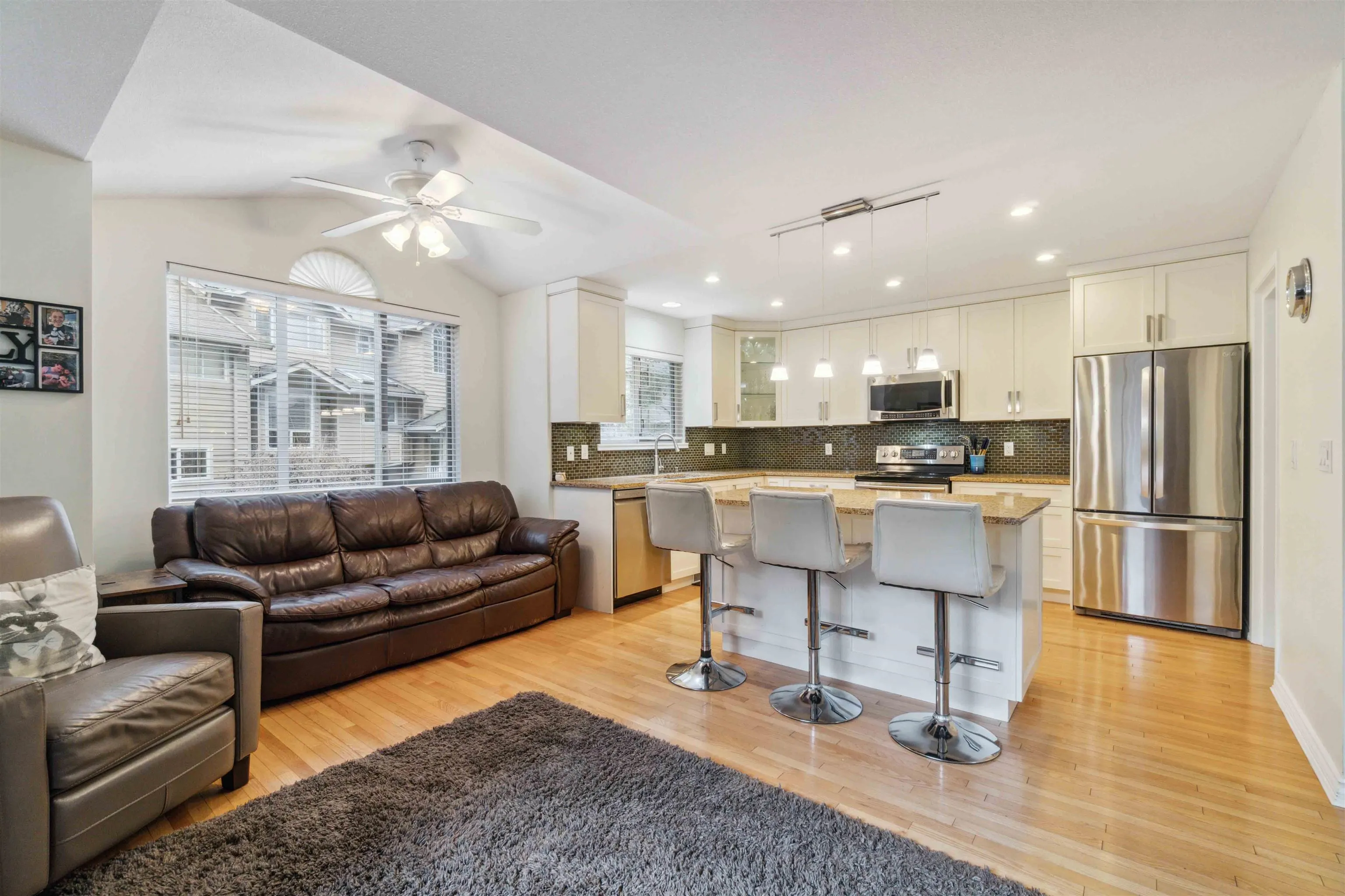 28 Deerwood Place