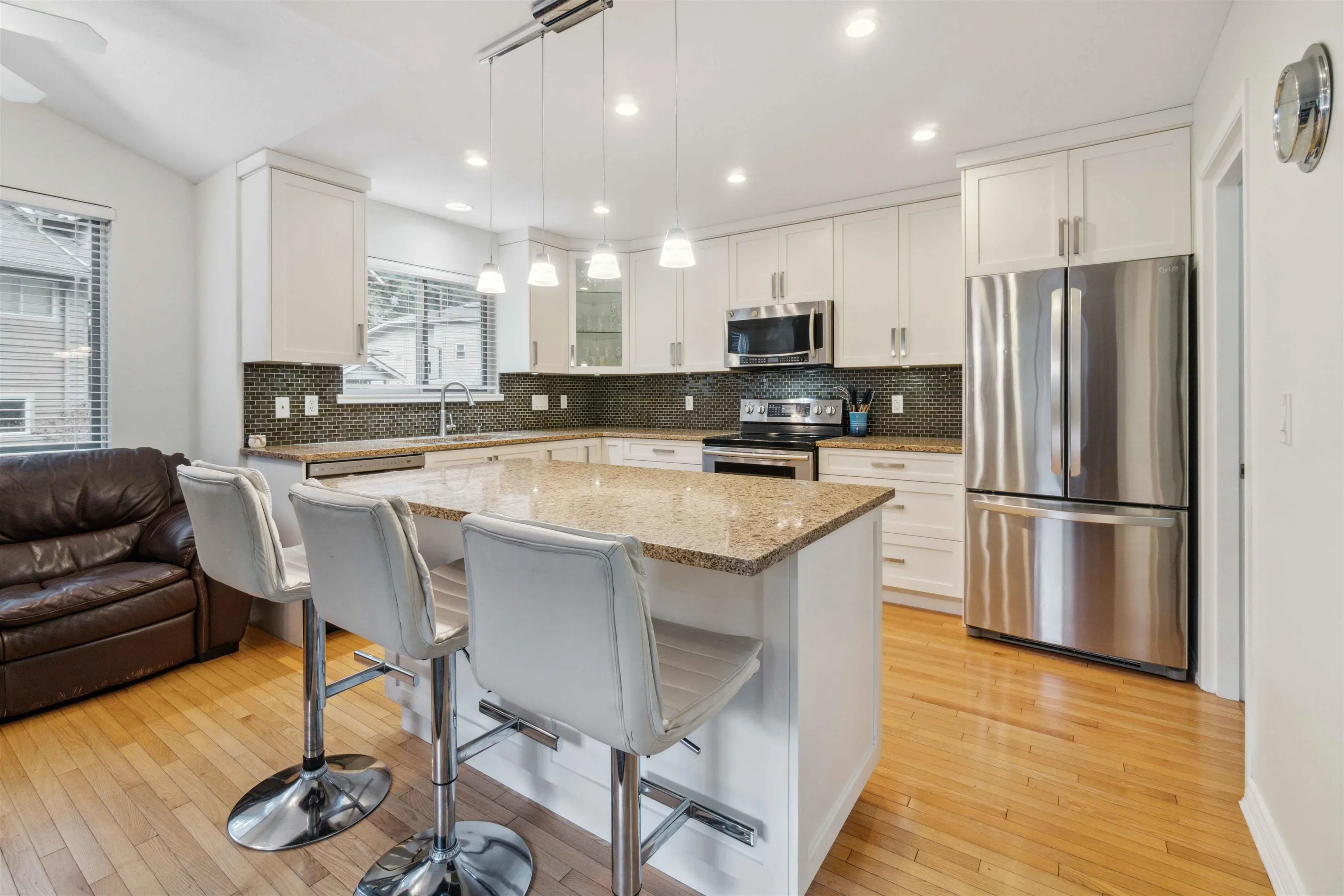 28 Deerwood Place
