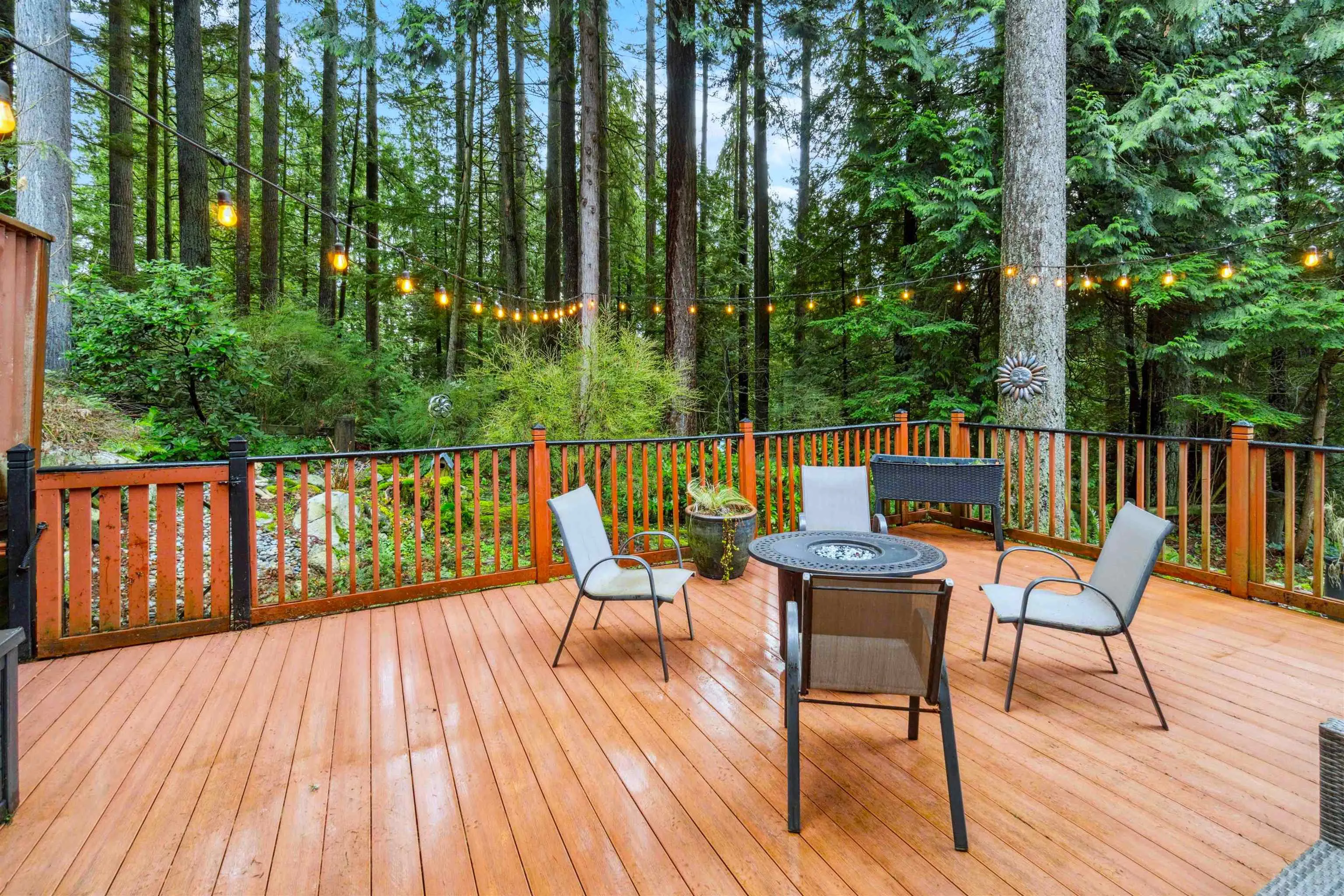 28 Deerwood Place