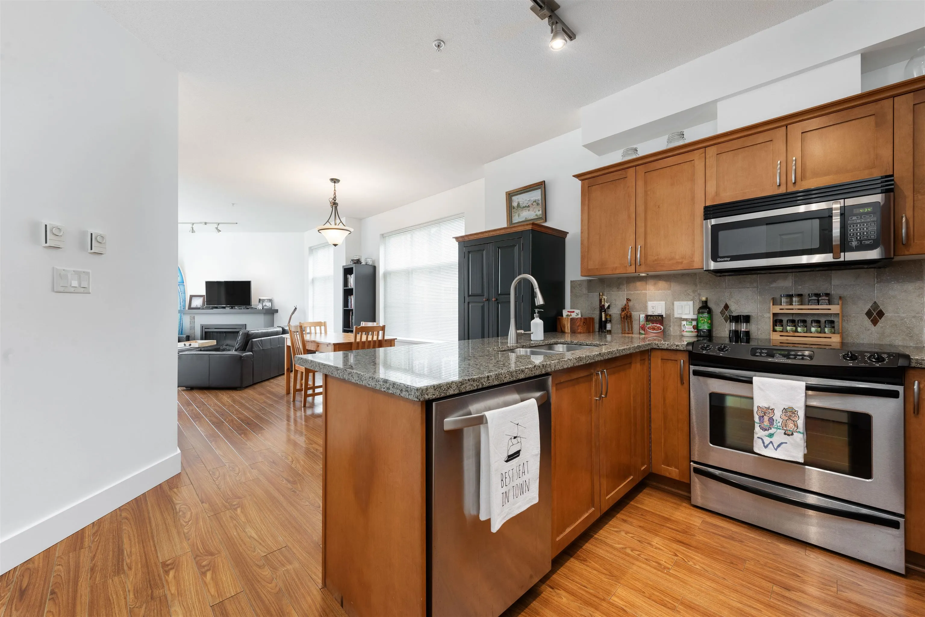 301 1336 Main Street
